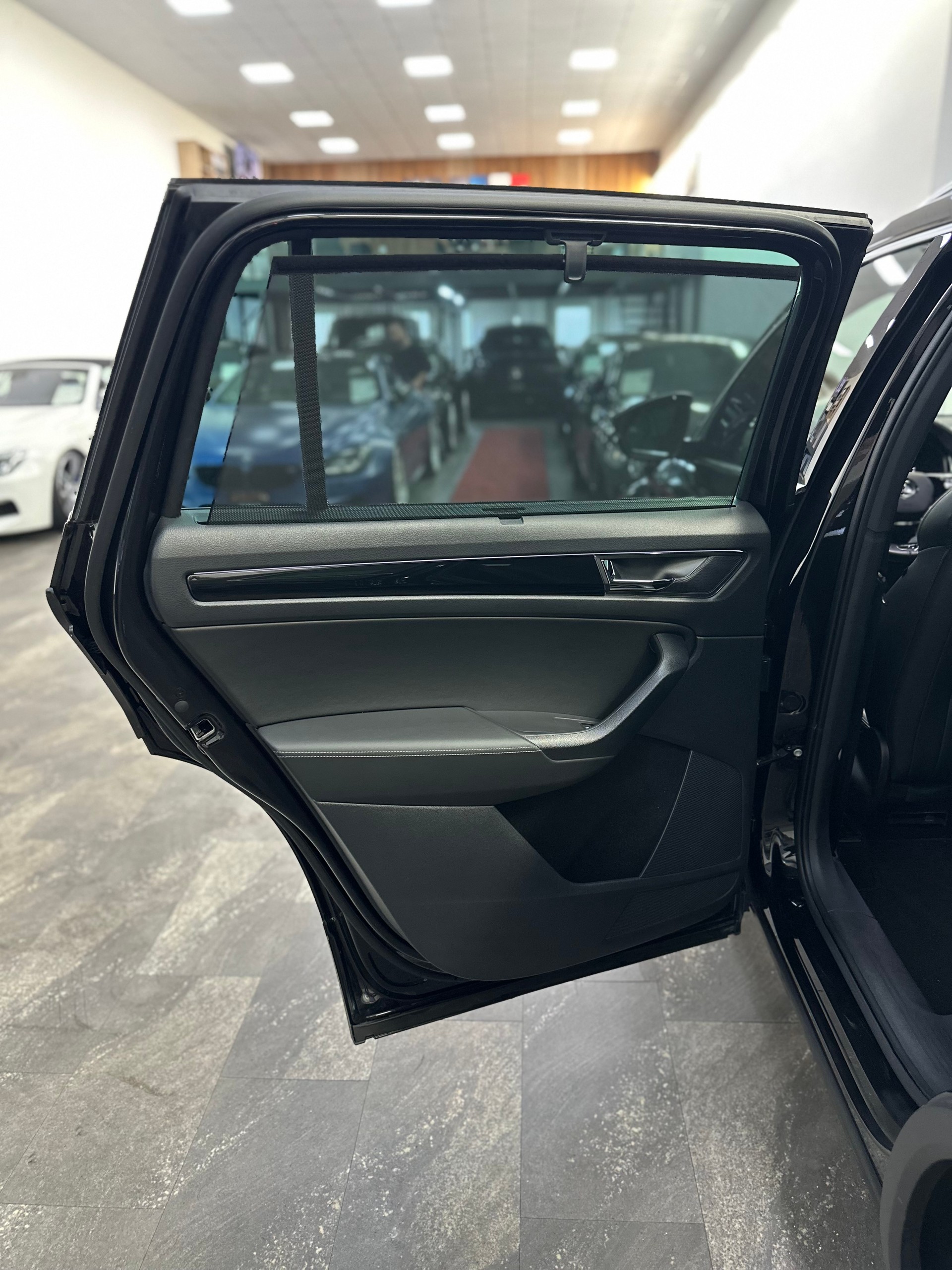 SKODA Kodiaq 2.0 TDI CR L&K 4x4 DSG-image-25