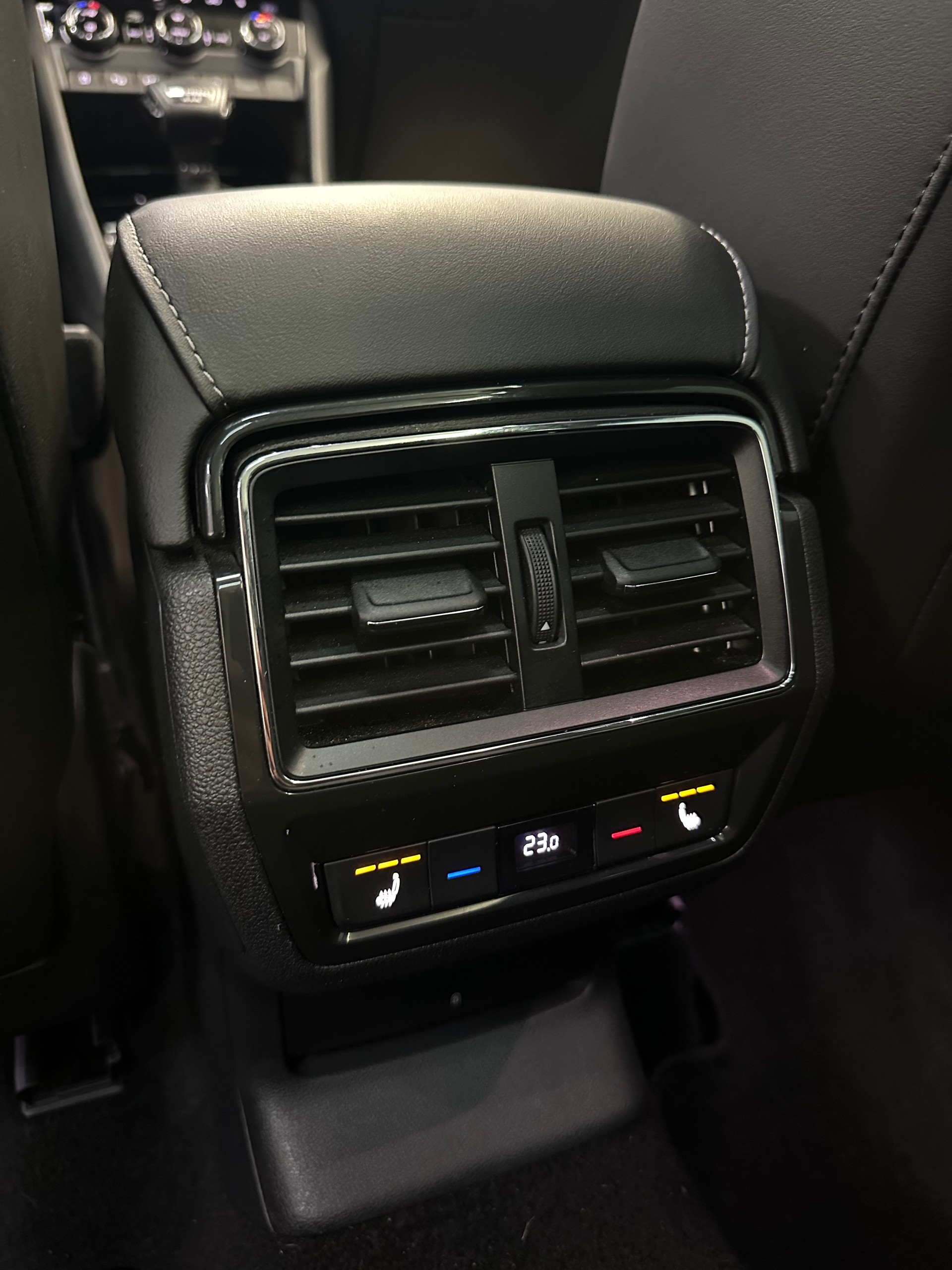 SKODA Kodiaq 2.0 TDI CR L&K 4x4 DSG-image-16