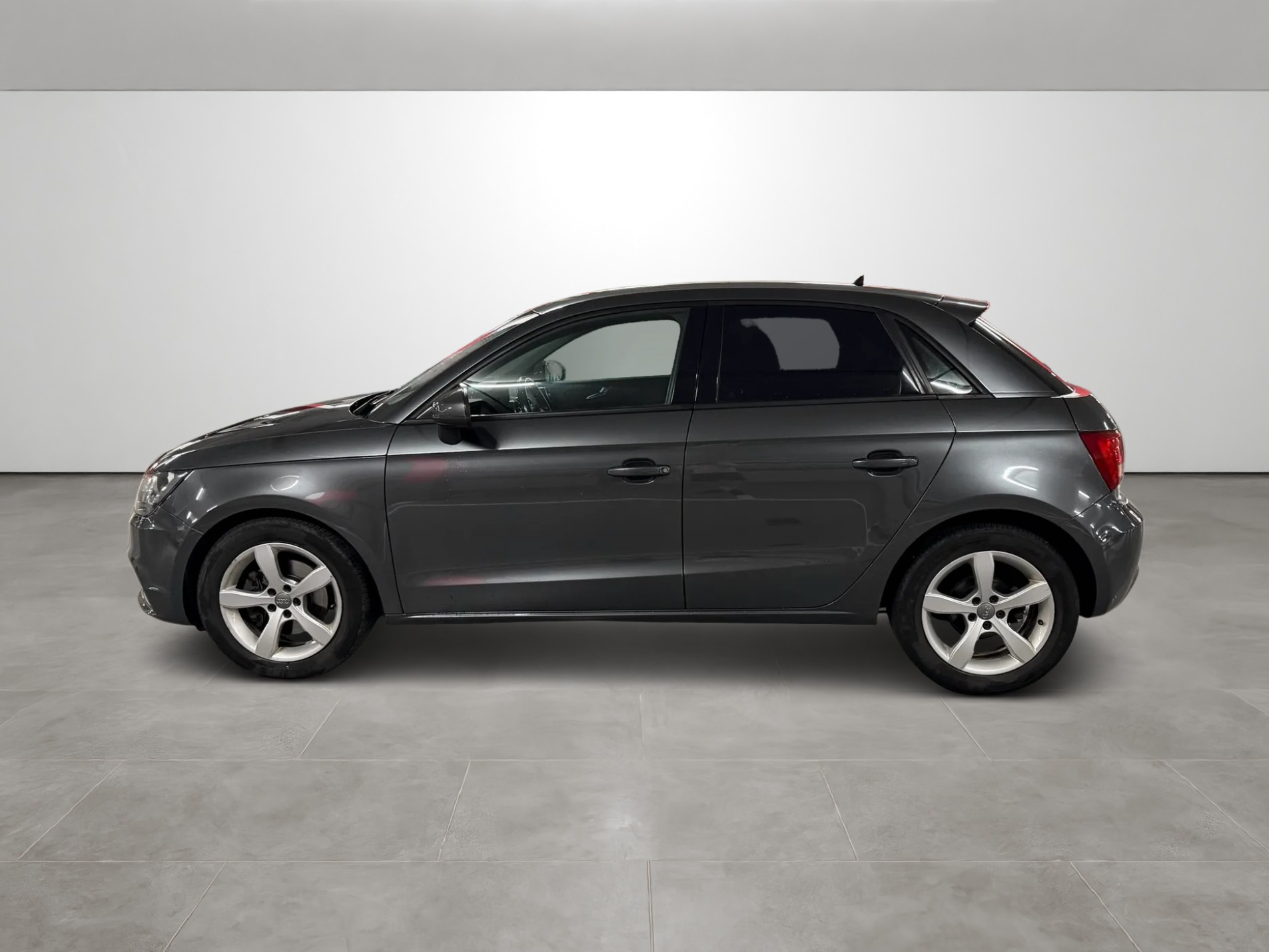 AUDI A1 Sportback 1.4 TFSI Attraction S-tronic-image-3