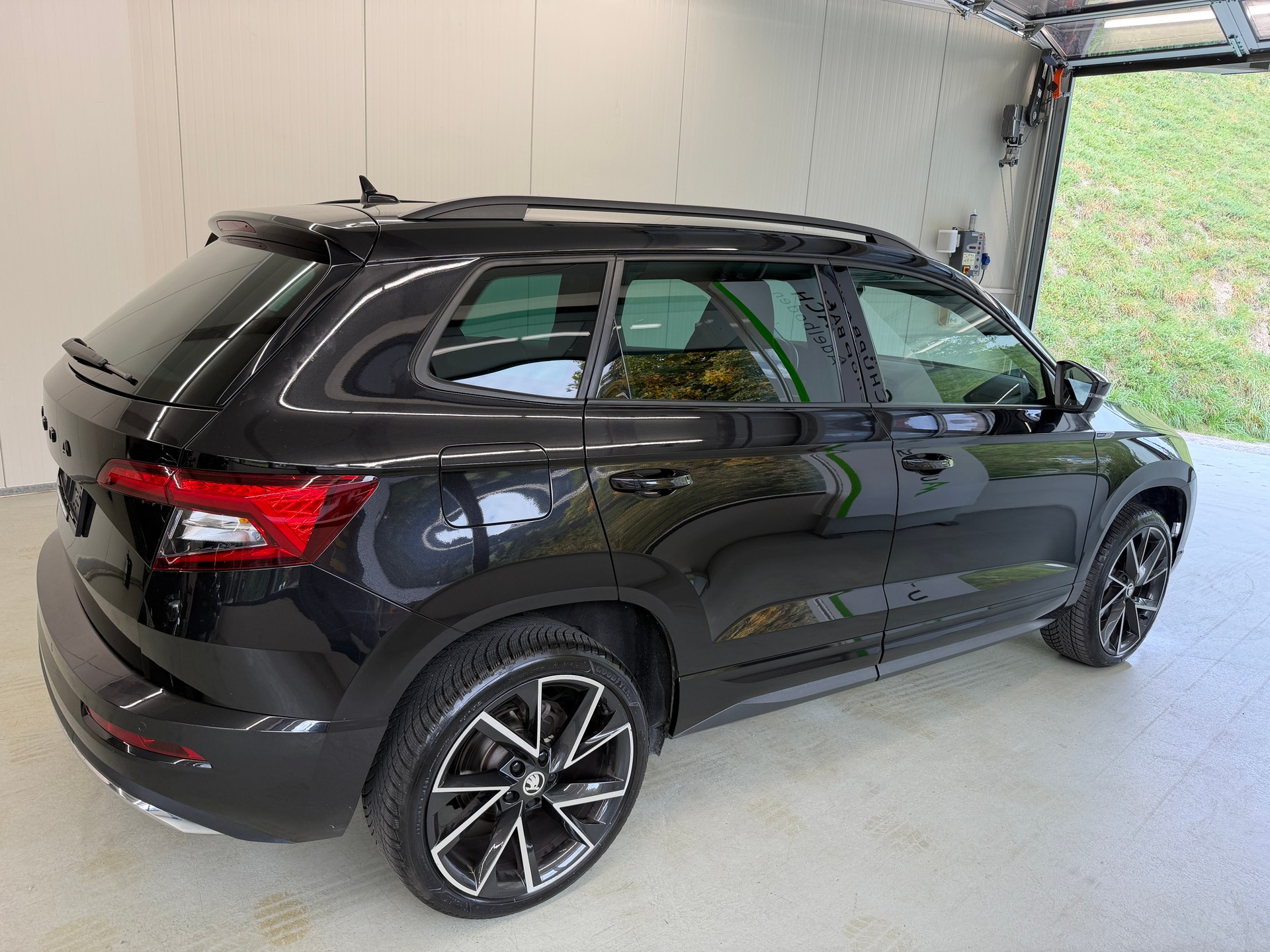 SKODA Karoq 1.5 TSI ACT SportLine DSG-image-2