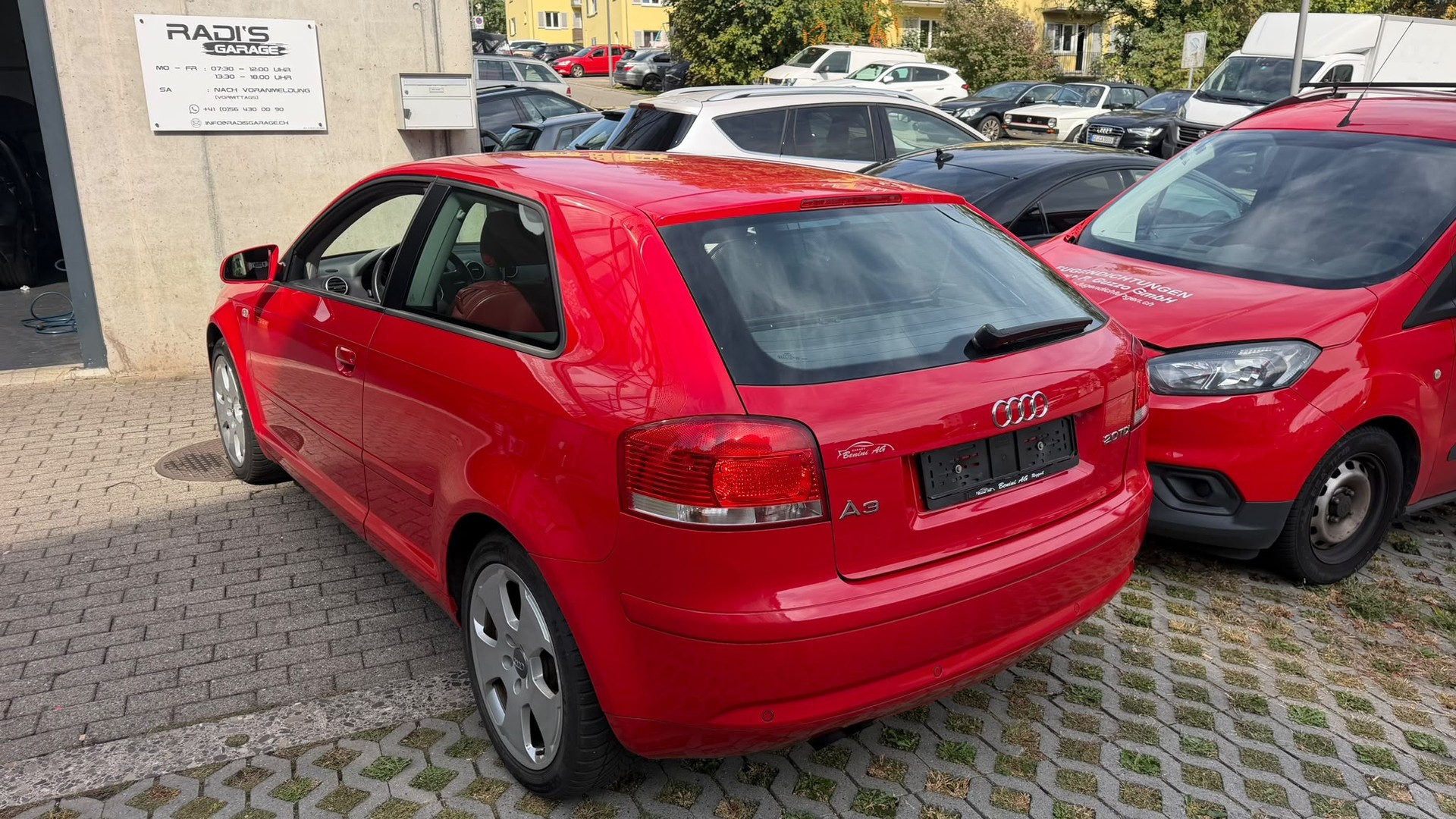 AUDI A3 2.0 TDI Attraction-image-2