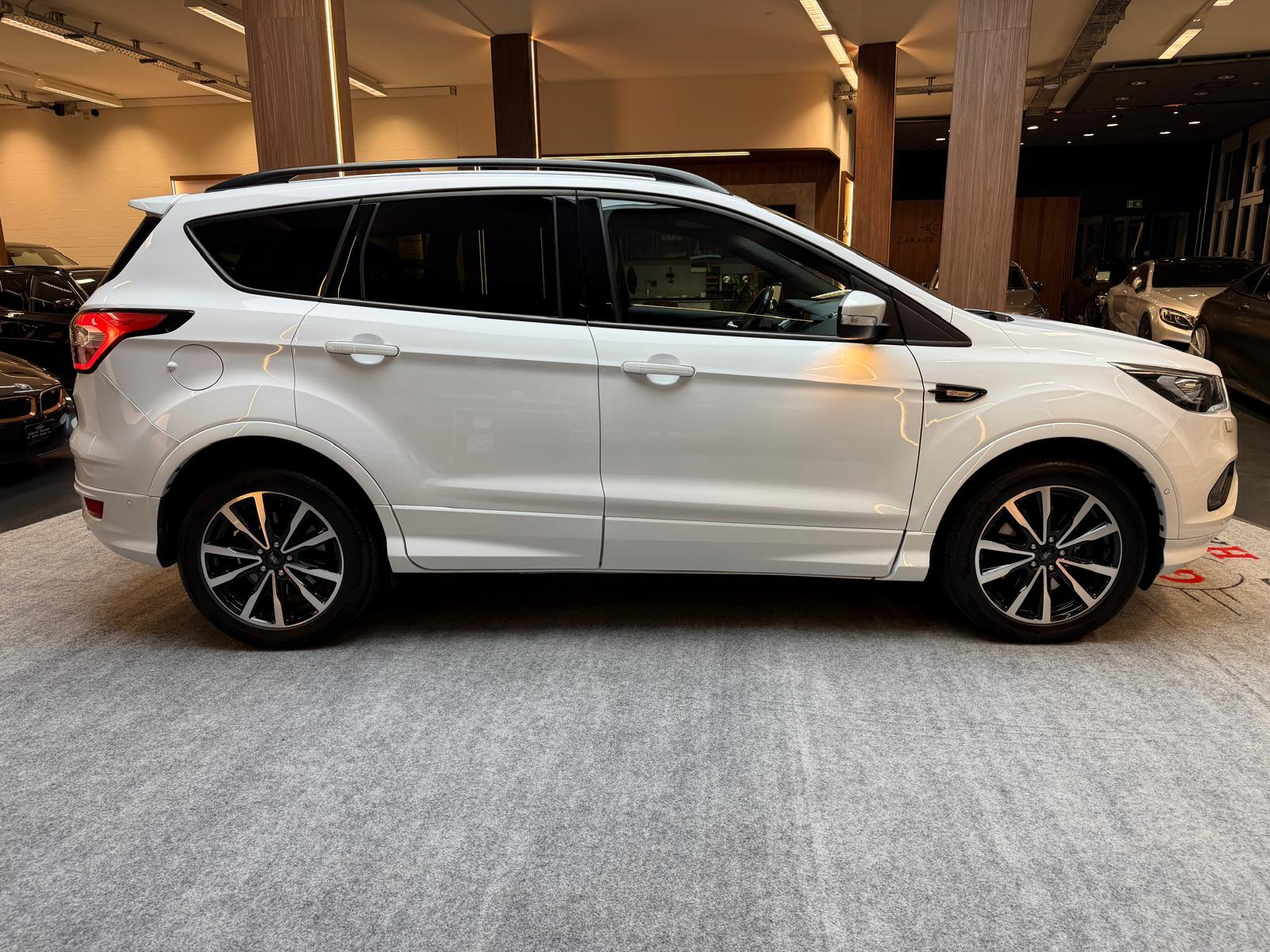 FORD Kuga 2.0 TDCi 150 ST-Line 2WD-image-7