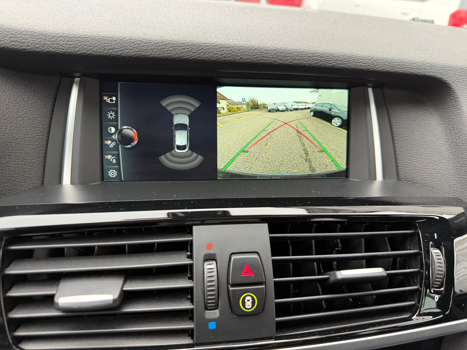BMW X4 M 40i Steptronic-image-11