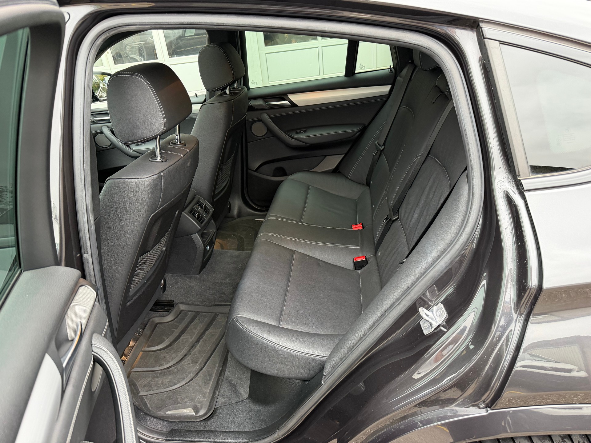 BMW X4 M 40i Steptronic-image-13
