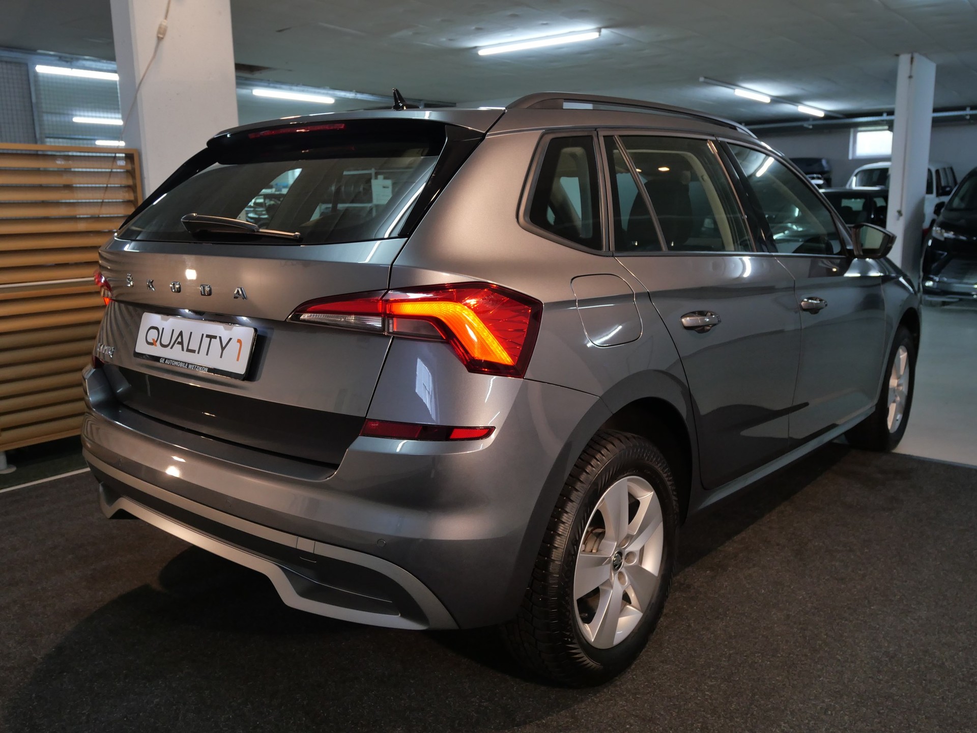 SKODA Kamiq 1.0 TSI Ambition DSG-image-6
