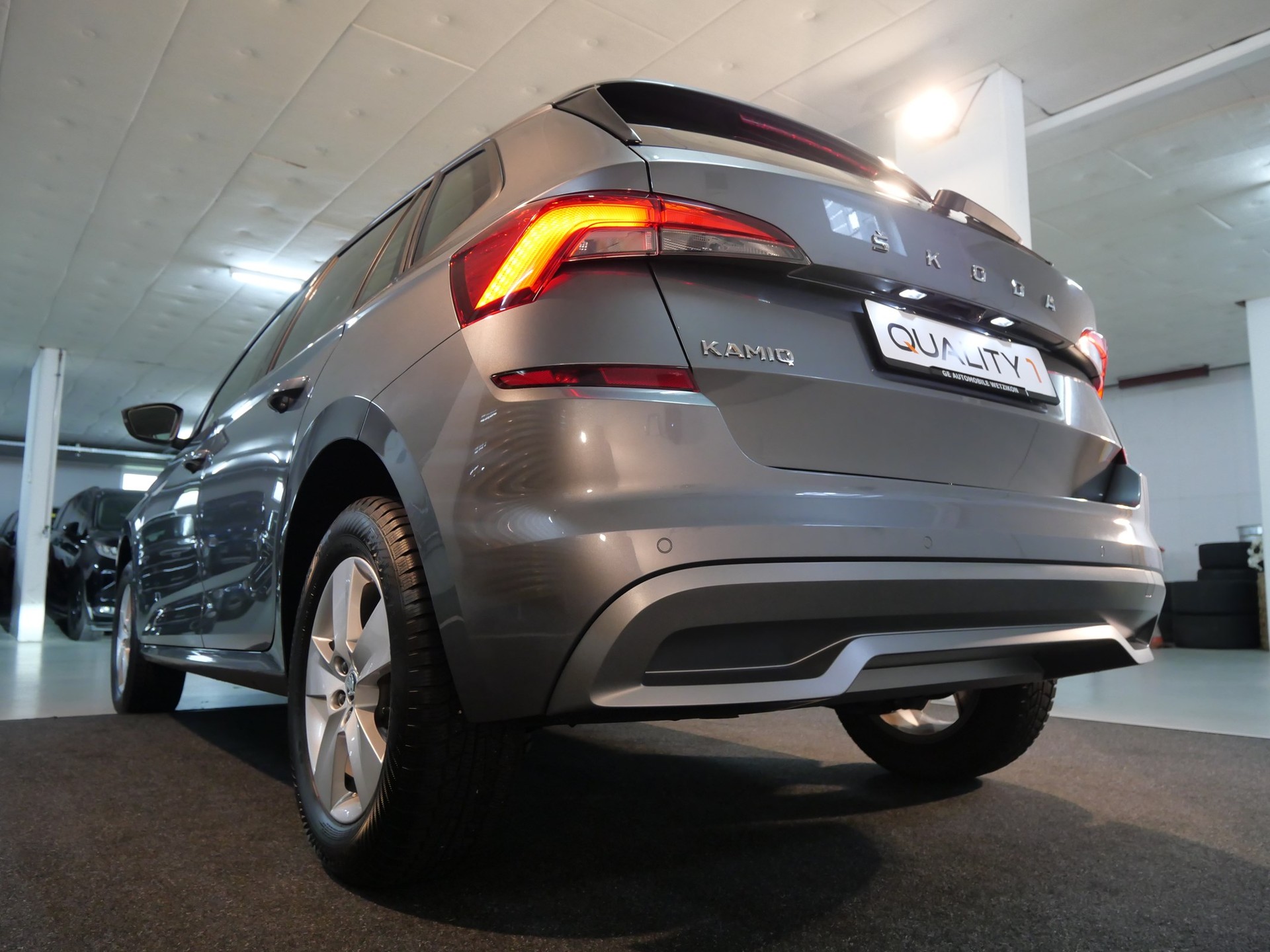 SKODA Kamiq 1.0 TSI Ambition DSG-image-13