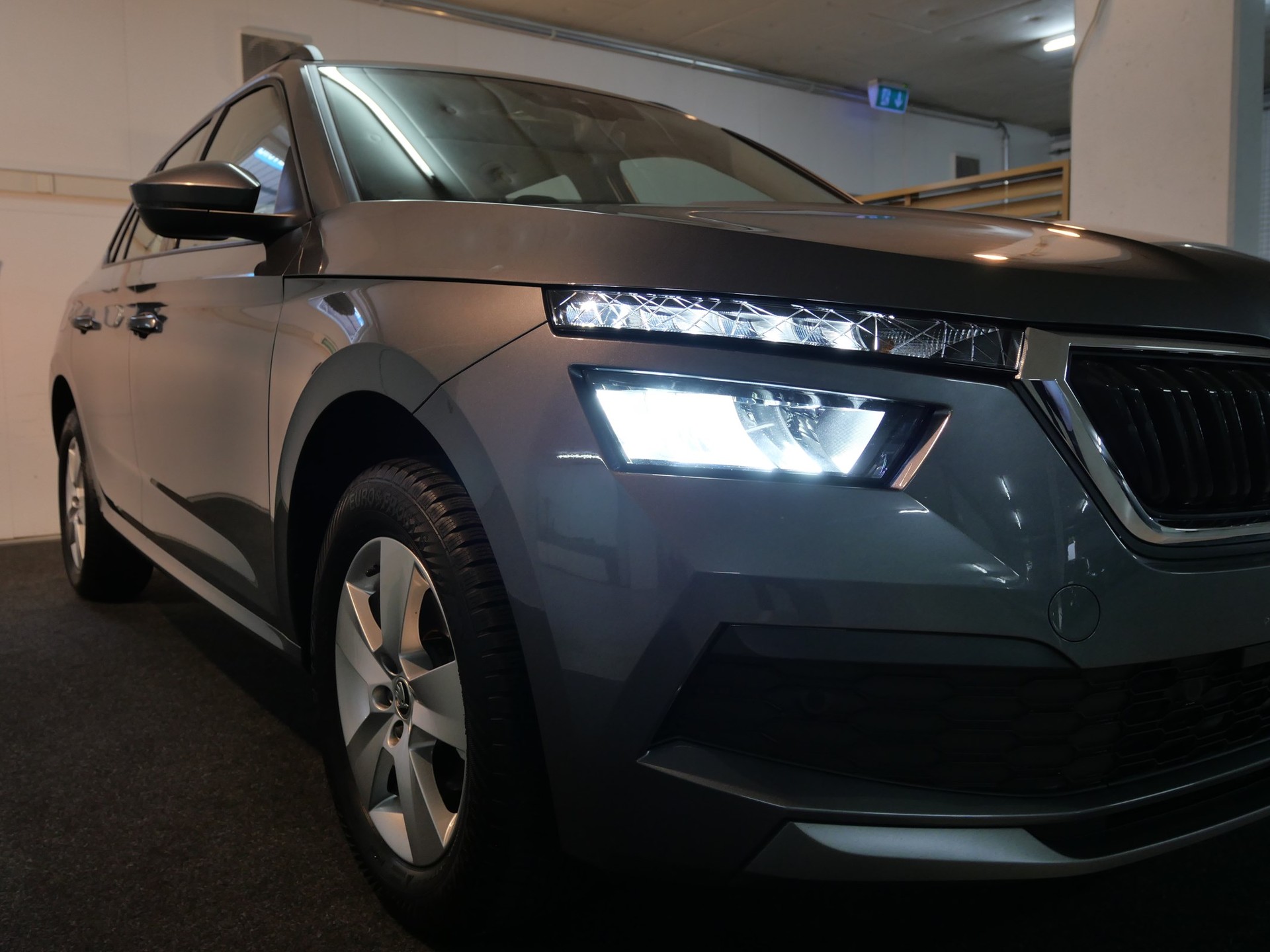 SKODA Kamiq 1.0 TSI Ambition DSG-image-4