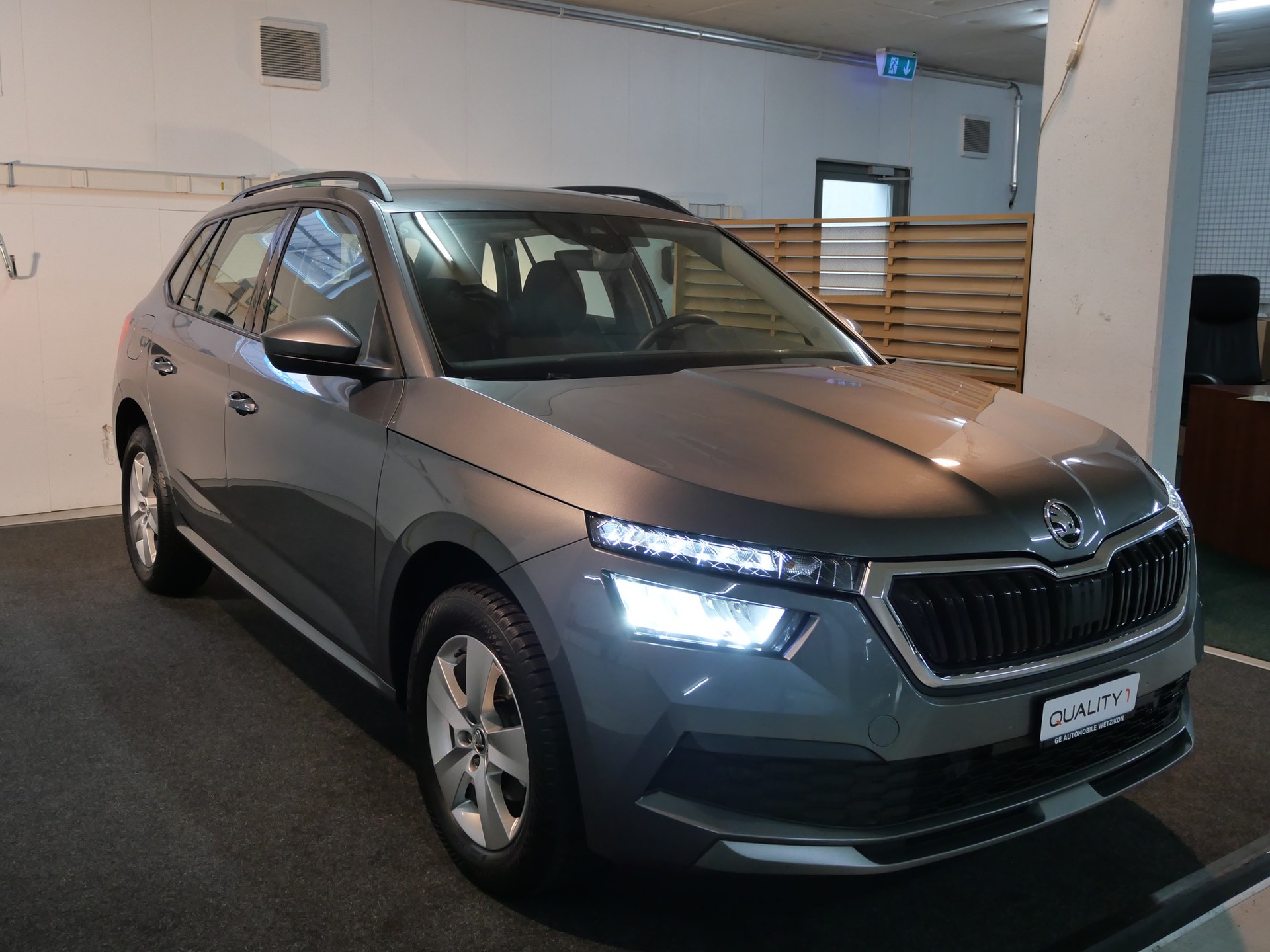 SKODA Kamiq 1.0 TSI Ambition DSG-image-5