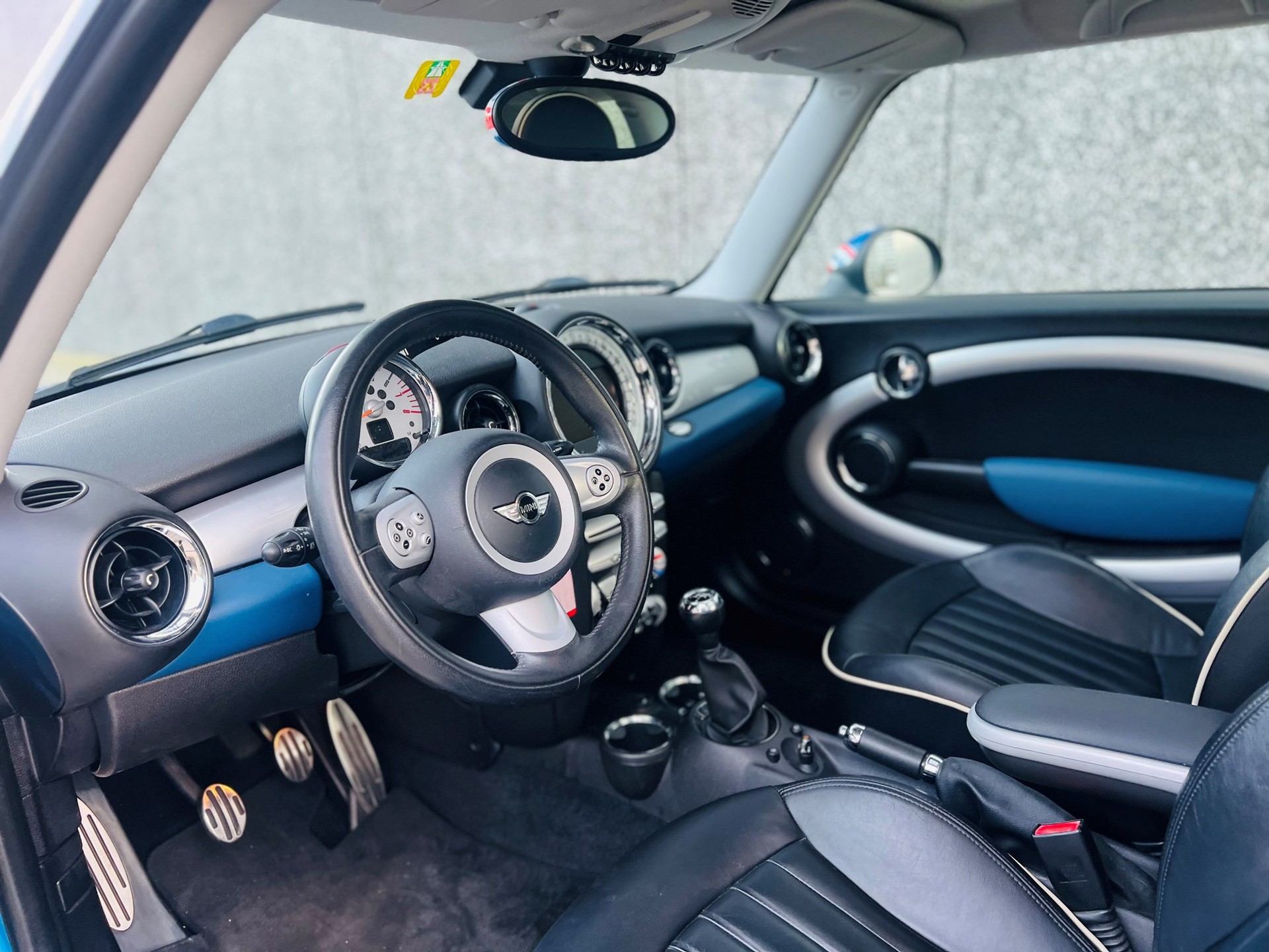 MINI Cooper S-image-9