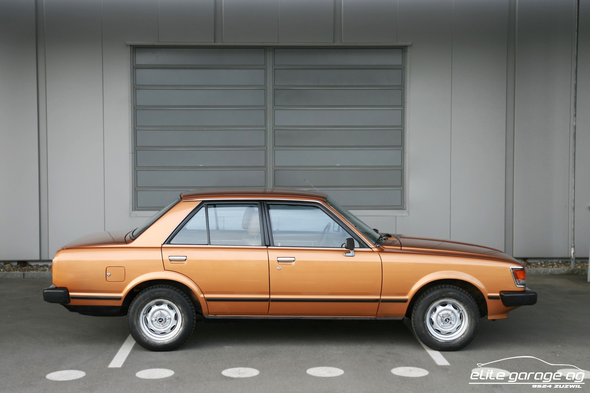 TOYOTA Carina 1600 DL-image-5