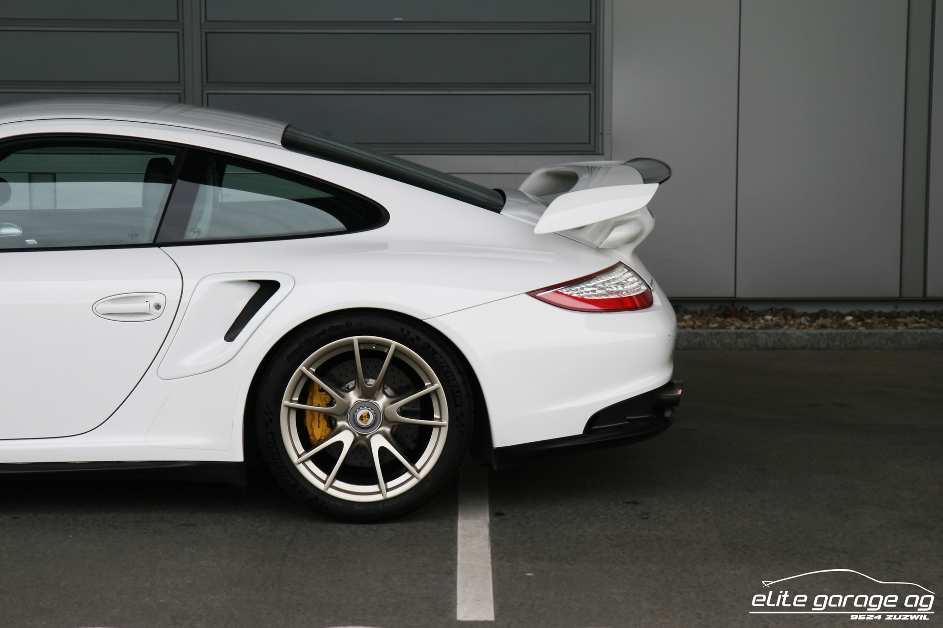 PORSCHE 911 GT2 RS-RECREATION-image-10