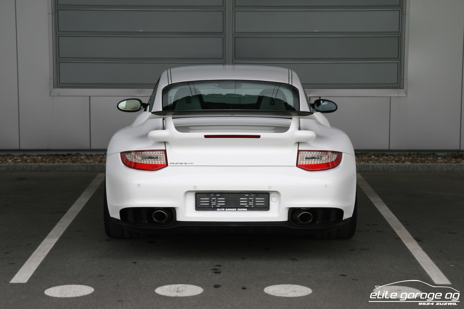PORSCHE 911 GT2 RS-RECREATION-image-3
