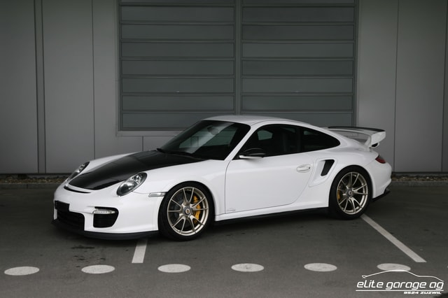 Porsche 911 GT2 RS-RECREATION