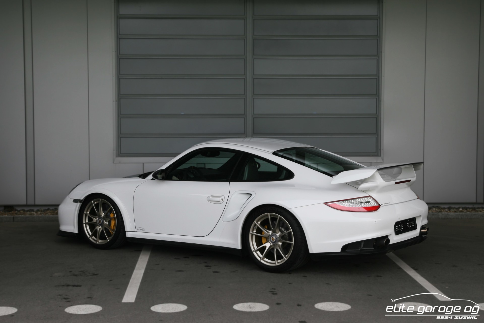 PORSCHE 911 GT2 RS-RECREATION-image-2