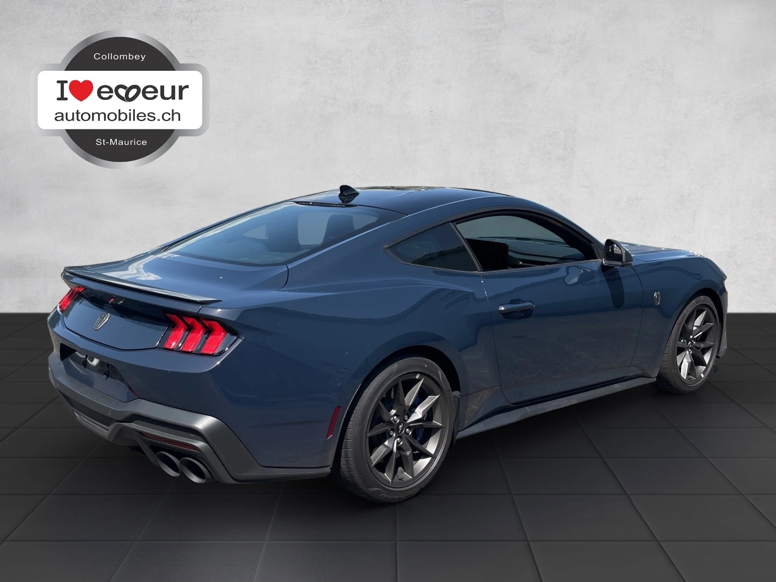 FORD Mustang Coupé 5.0 V8 Dark Horse-image-2