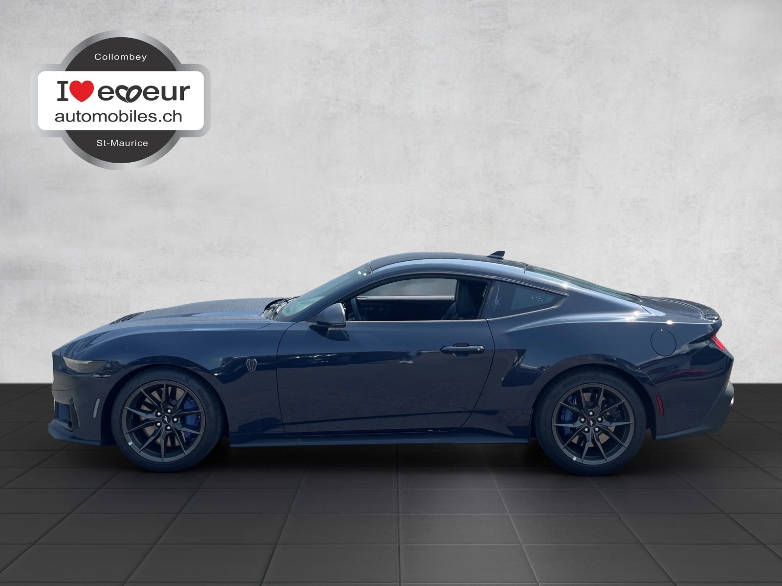 FORD Mustang Coupé 5.0 V8 Dark Horse-image-5