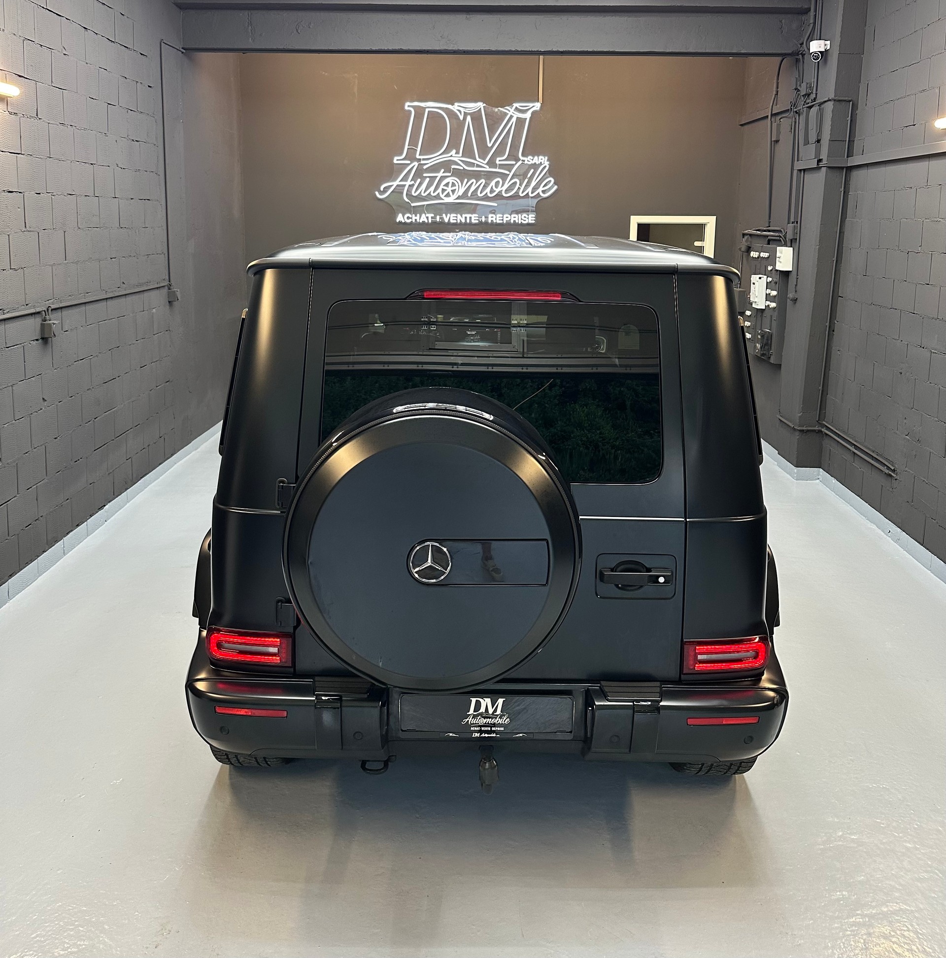 MERCEDES-BENZ G 63 AMG // Leasing dès 1’370.- // CH-AUTO🇨🇭&Service Gratuit // FULL CARBONE // CAPRISTO EXHAUST // Freins complets neufs !!-image-3