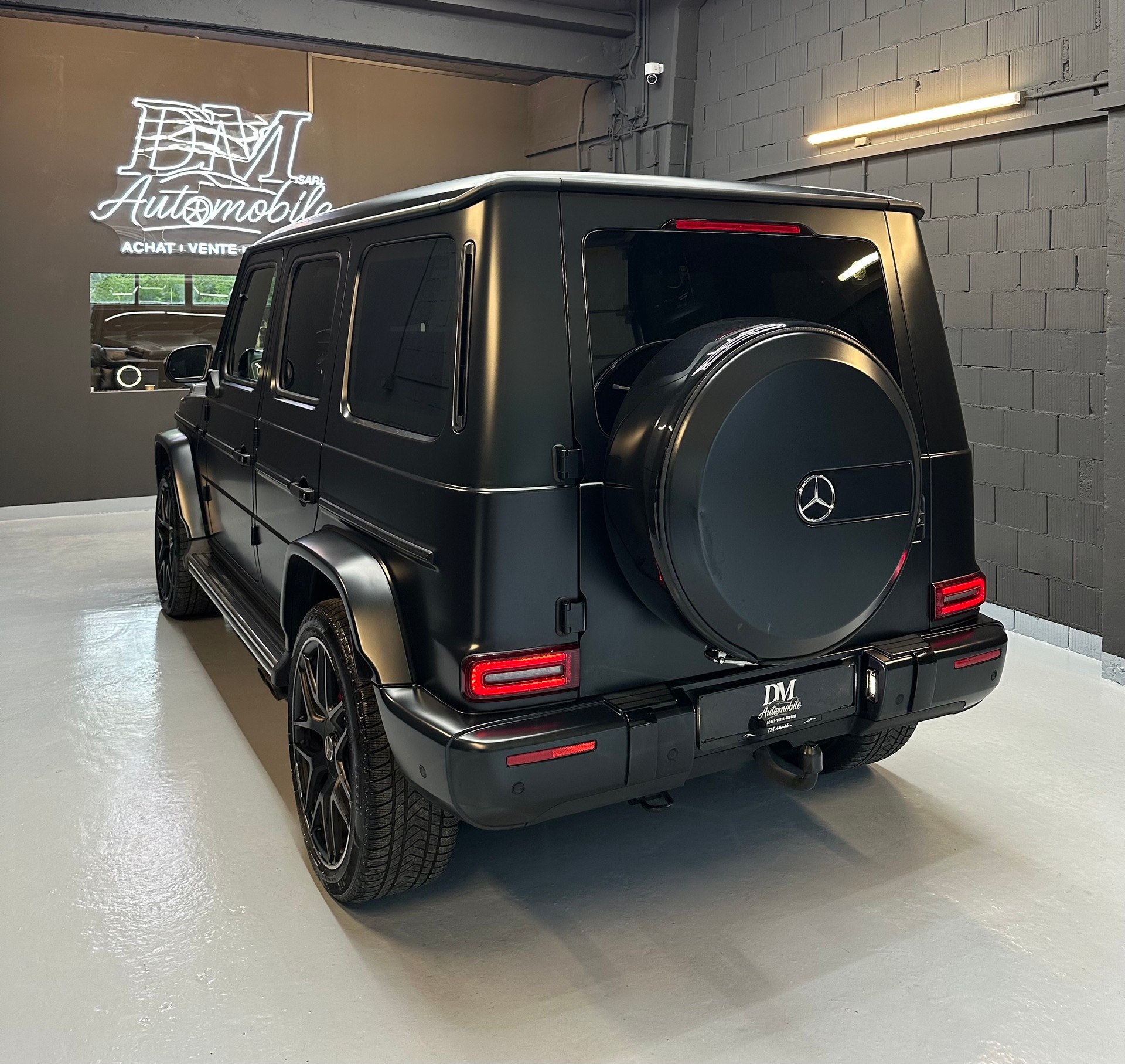 MERCEDES-BENZ G 63 AMG // Leasing dès 1’370.- // CH-AUTO🇨🇭&Service Gratuit // FULL CARBONE // CAPRISTO EXHAUST // Freins complets neufs !!-image-4