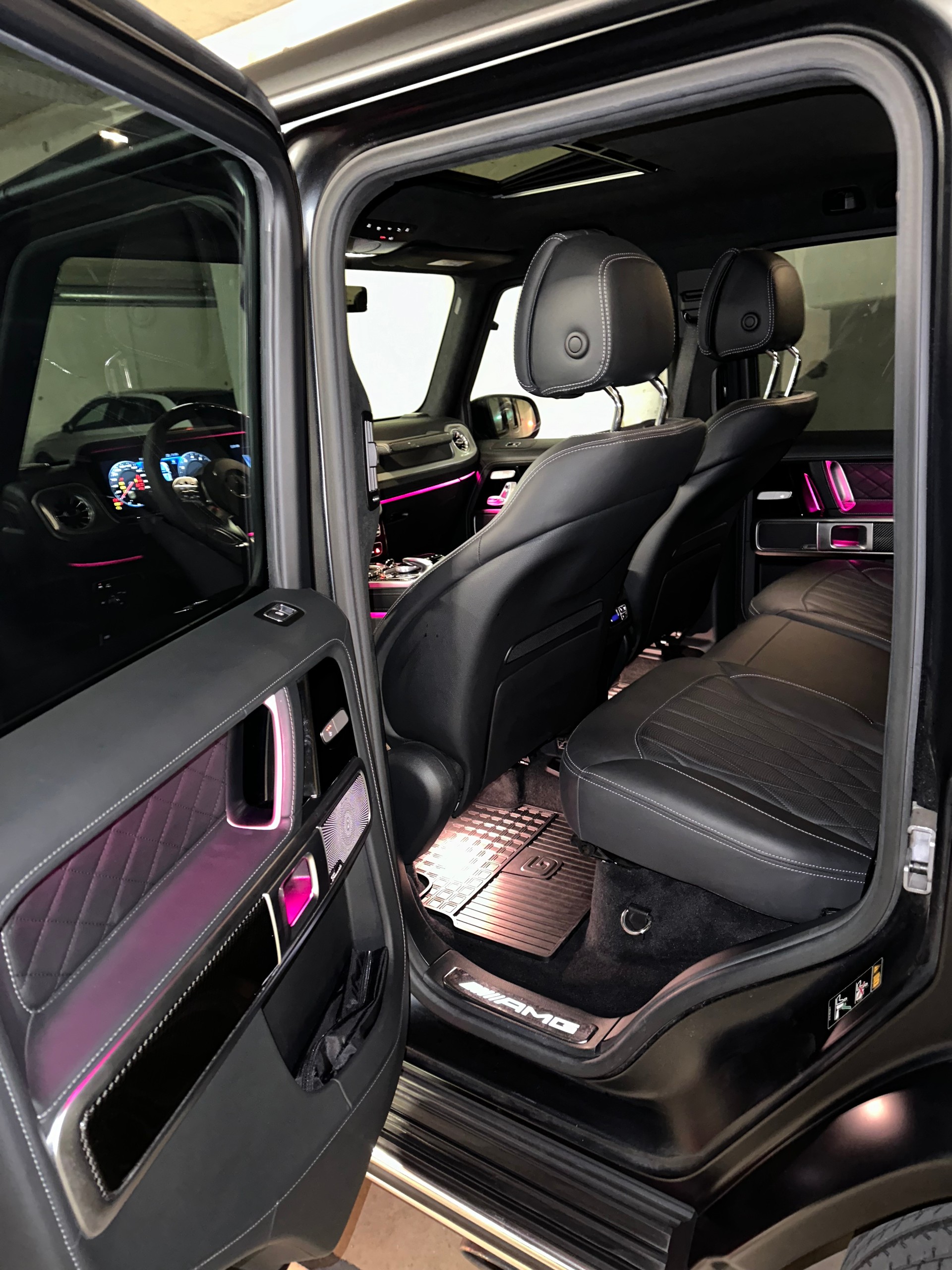 MERCEDES-BENZ G 63 AMG // Leasing 1’468.- // CH-AUTO🇨🇭&Service Gratuit // FULL CARBONE // CAPRISTO EXHAUST-image-13