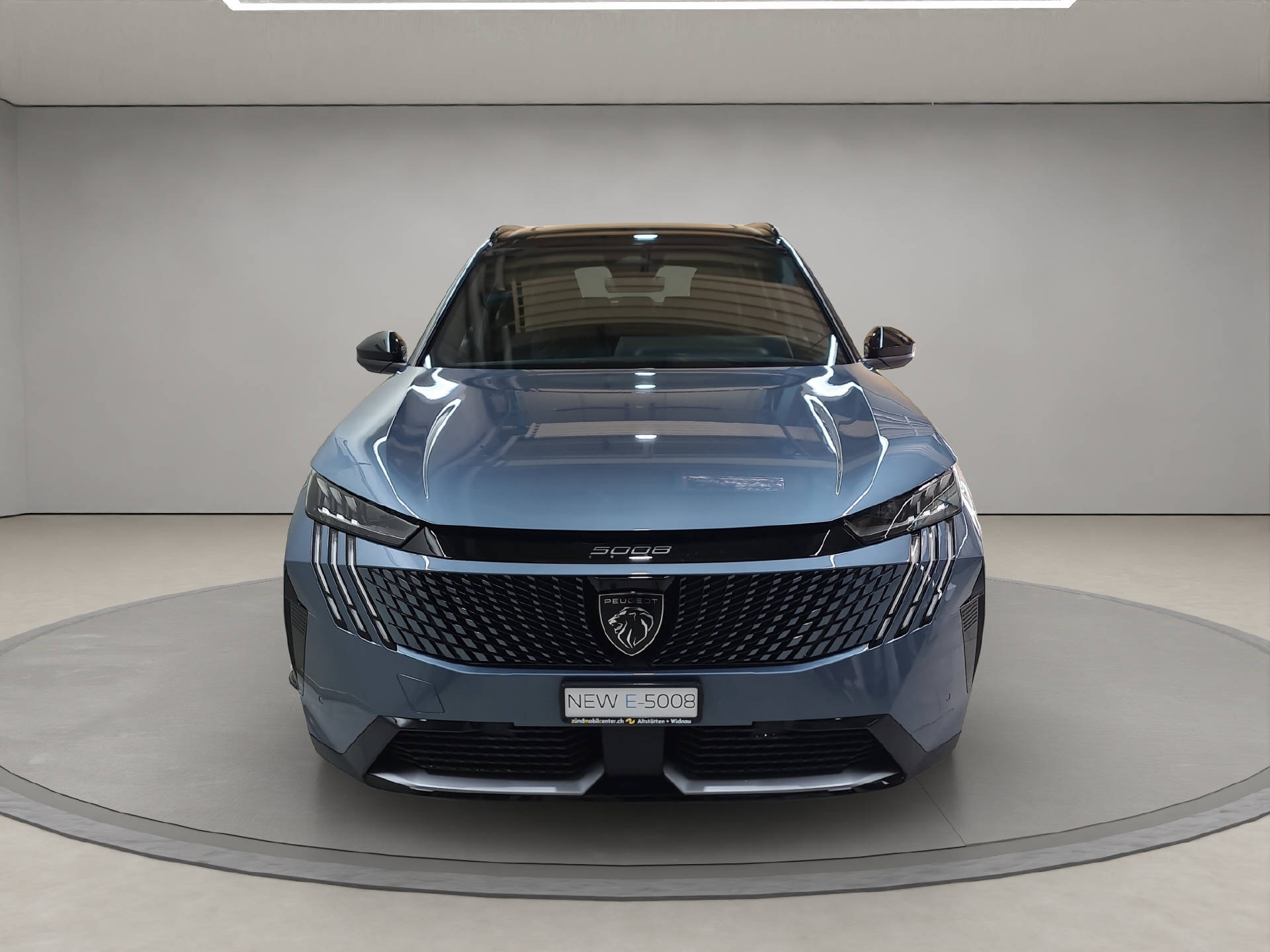 PEUGEOT e-5008 GT-image-3