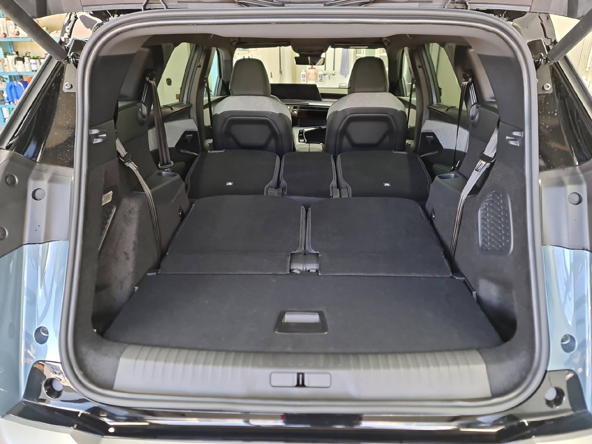 PEUGEOT e-5008 GT-image-12
