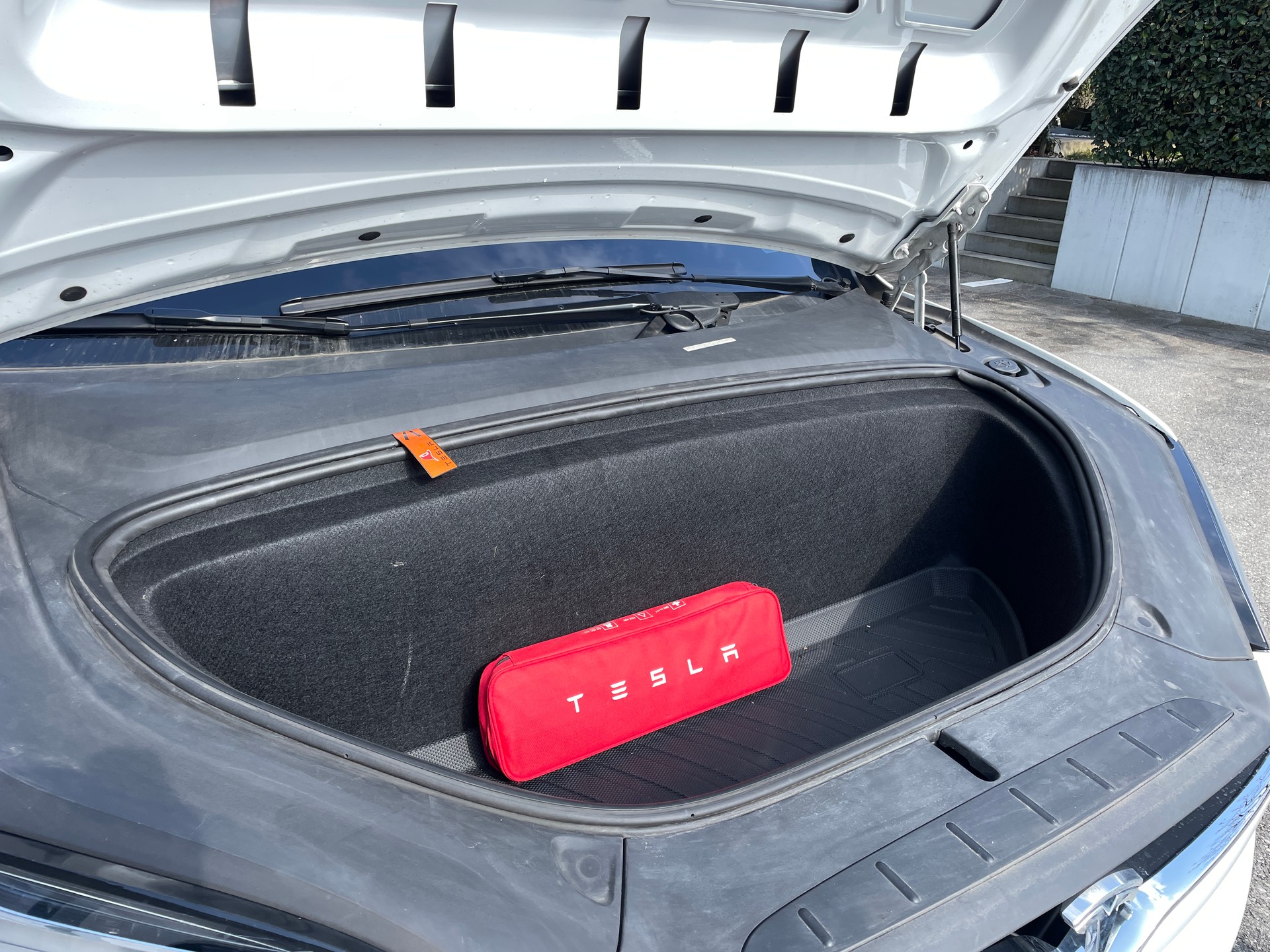 TESLA Model X Maximale-Reichweite-image-10