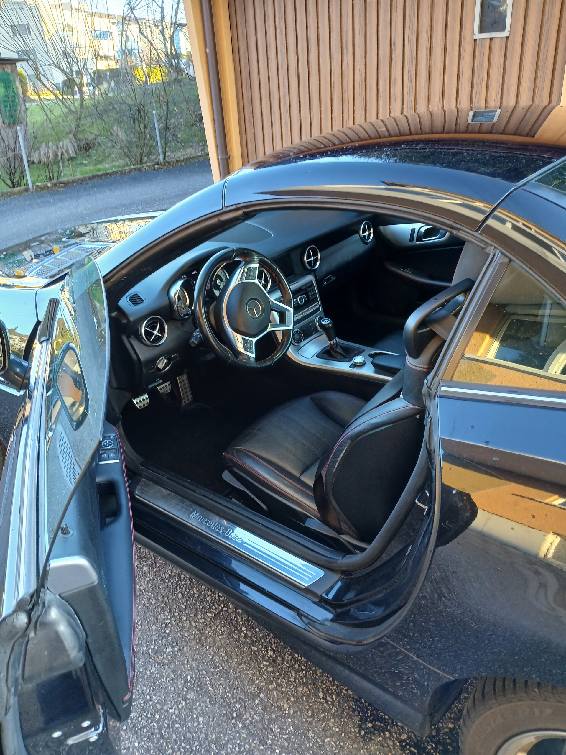 MERCEDES-BENZ SLK 200-image-4