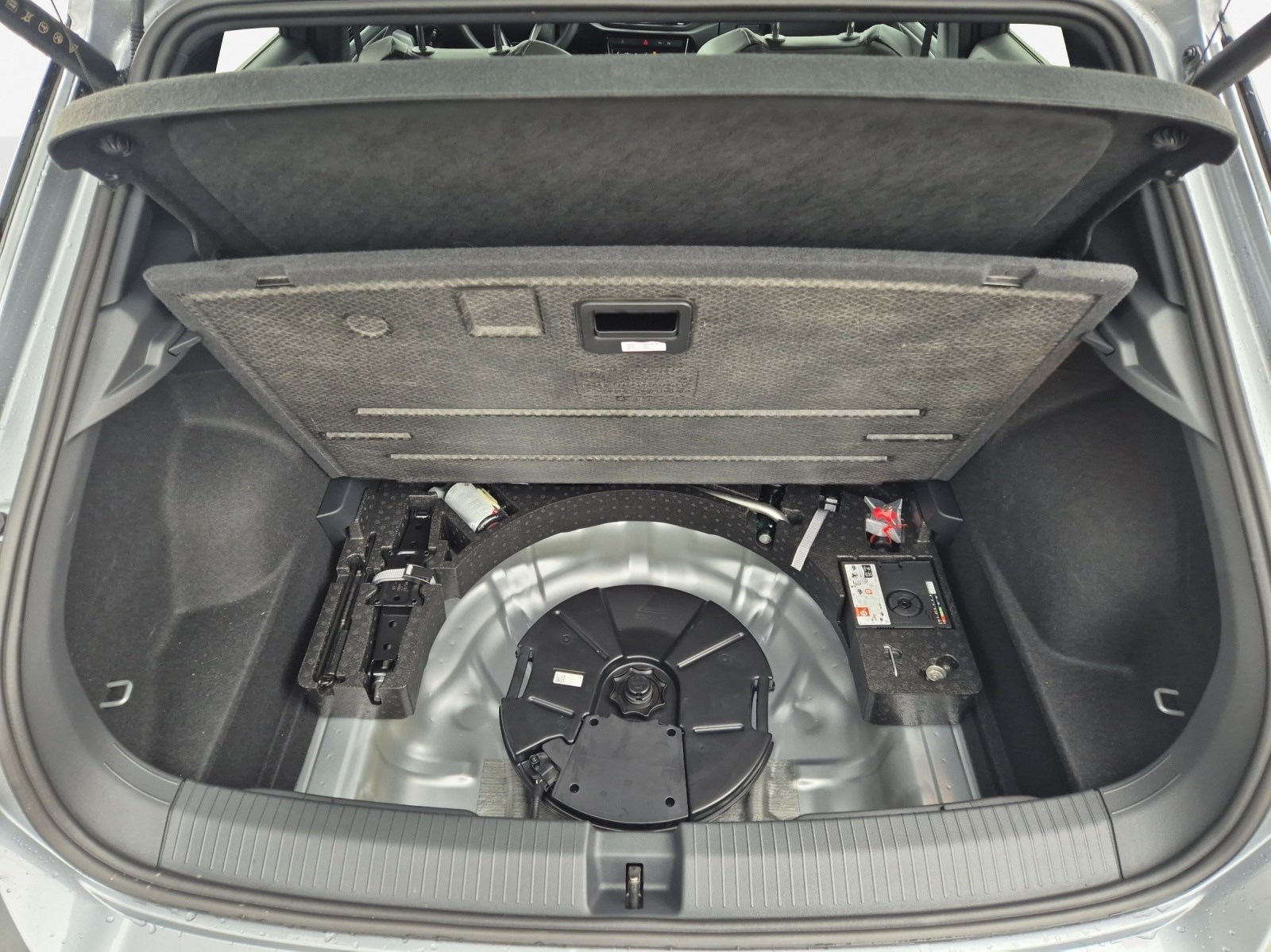VW T-Roc 1.5 TSI EVO R-Line DSG-image-13