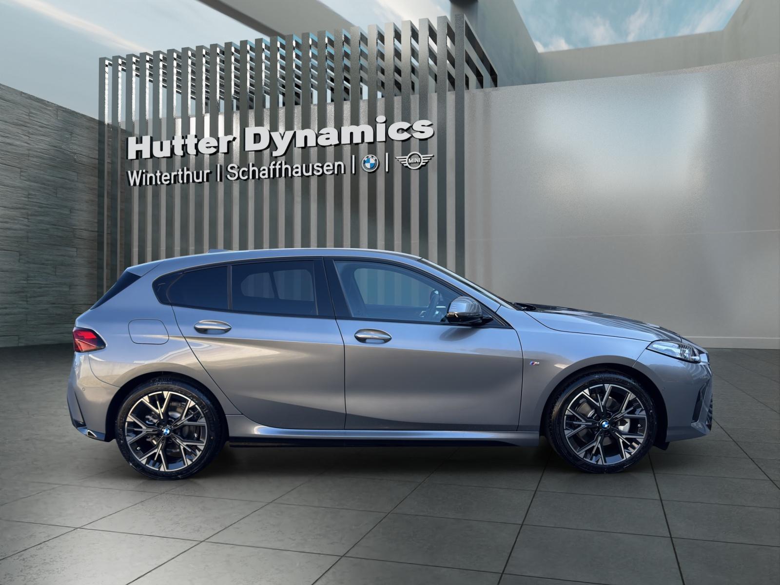 BMW 120i-image-3