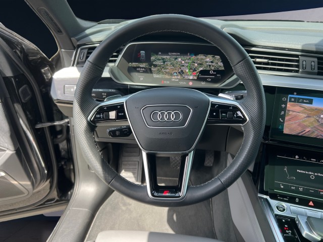 AUDI e-tron 50 S Line quattro-image-12