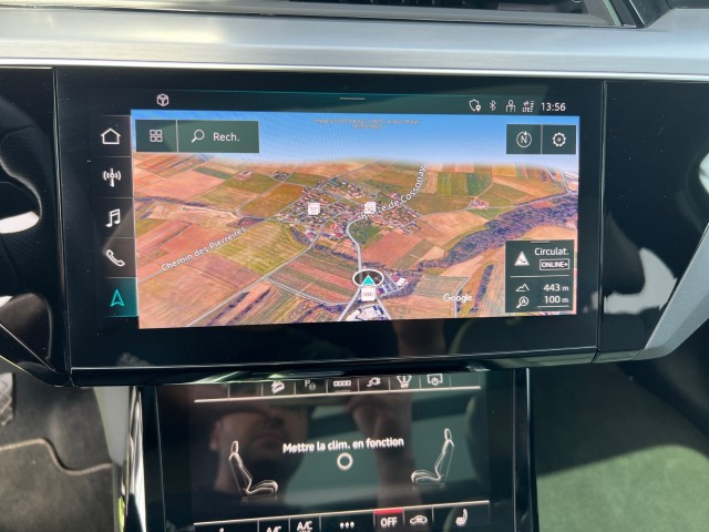 AUDI e-tron 50 S Line quattro-image-20