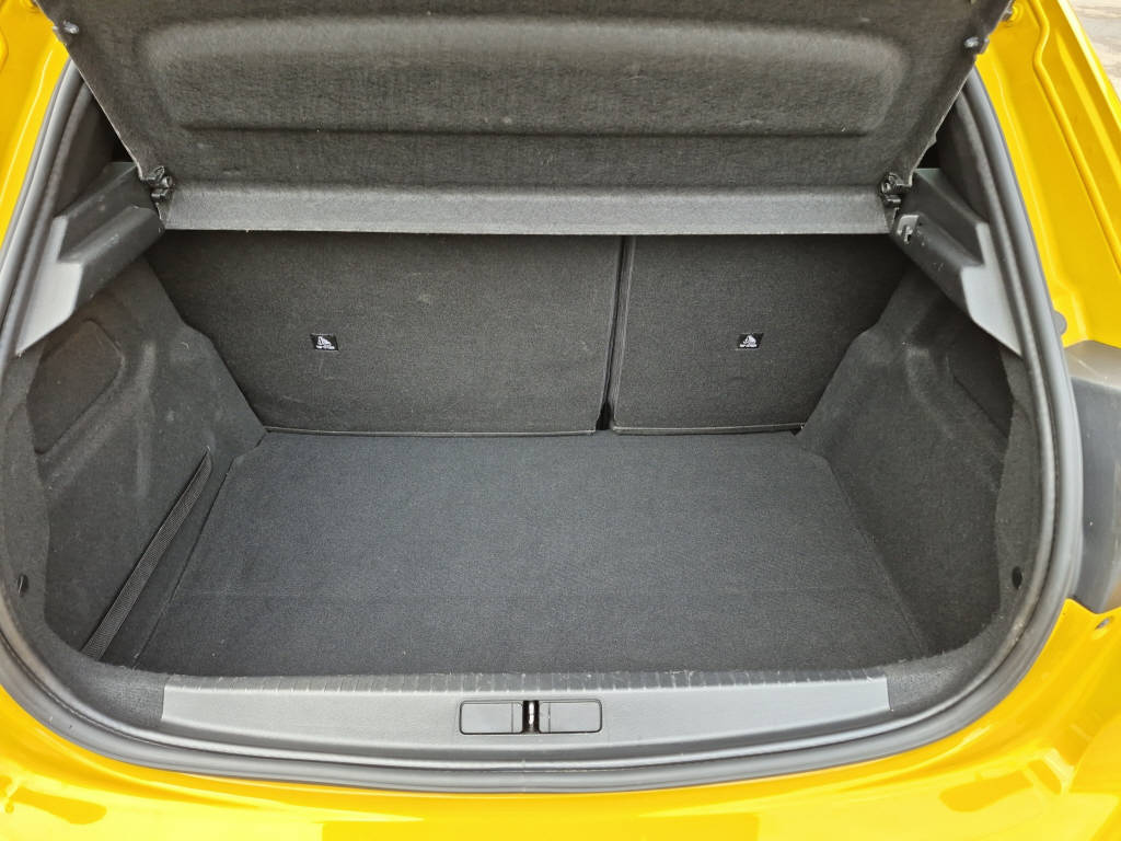 PEUGEOT 208 Essence 100ch BVM6 Allure-image-10