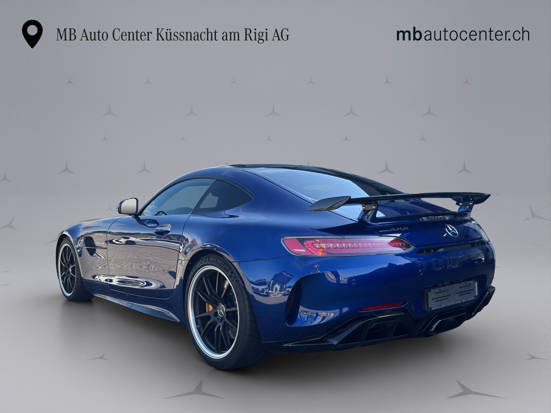 MERCEDES-BENZ AMG GT R Coupé-image-3