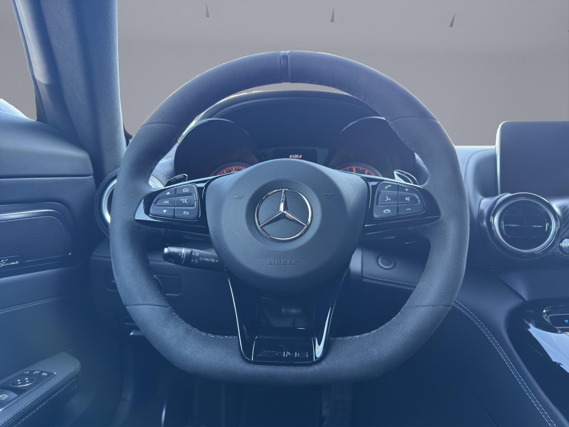 MERCEDES-BENZ AMG GT R Coupé-image-7
