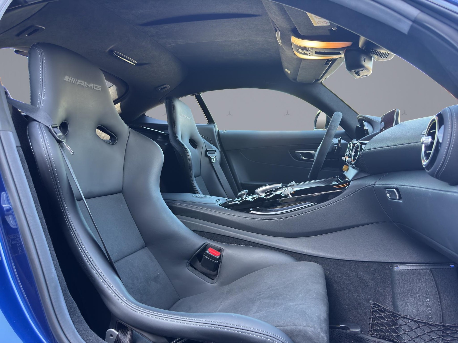 MERCEDES-BENZ AMG GT R Coupé-image-12