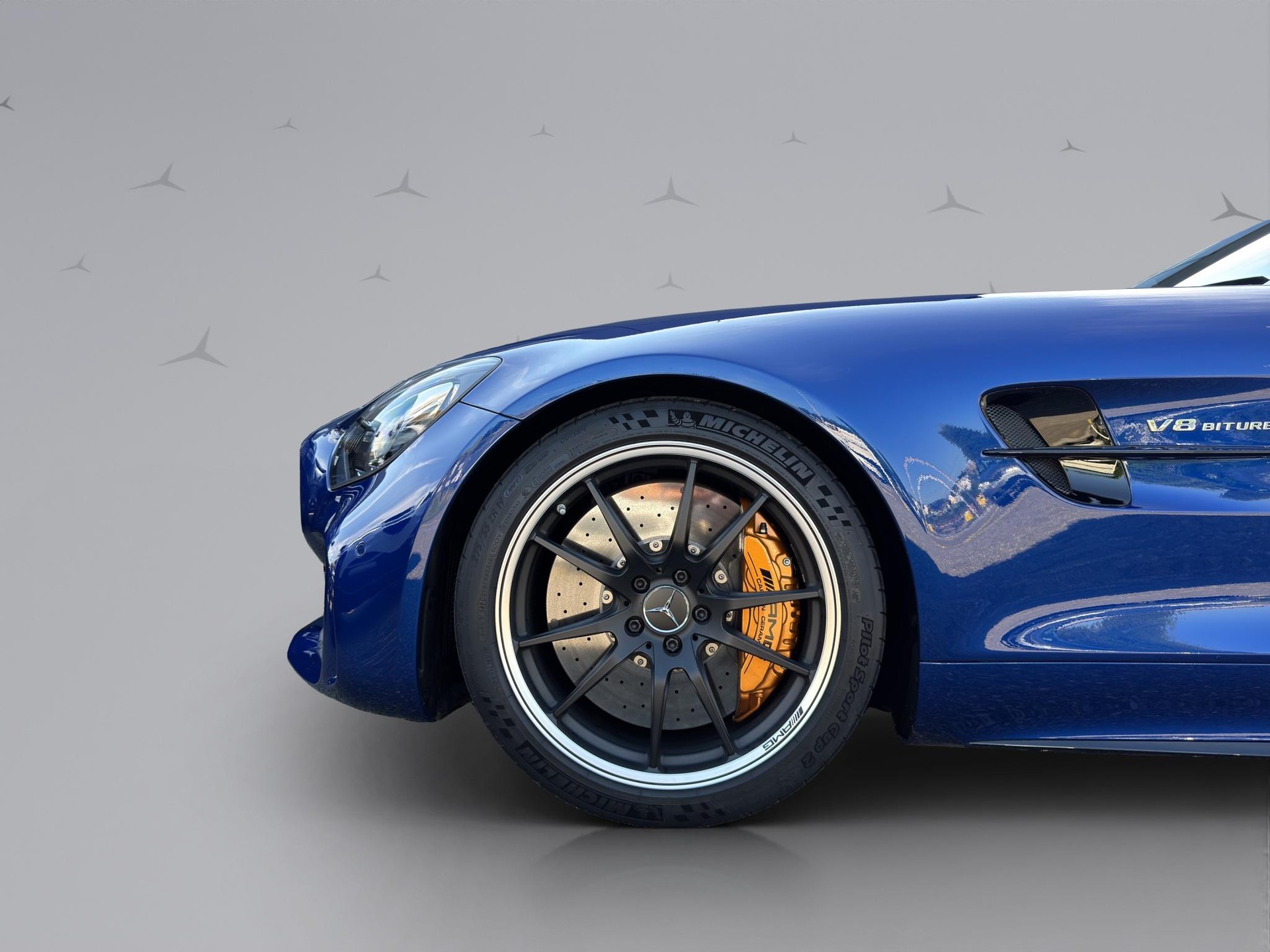 MERCEDES-BENZ AMG GT R Coupé-image-25