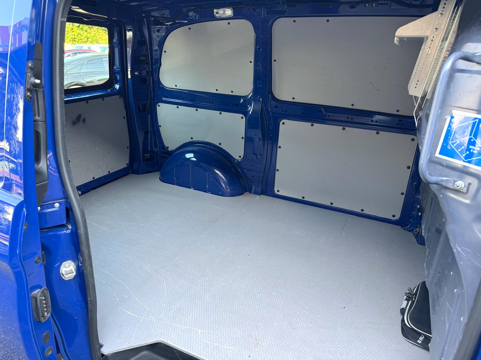 MERCEDES-BENZ Vito 116 CDI Base-image-8
