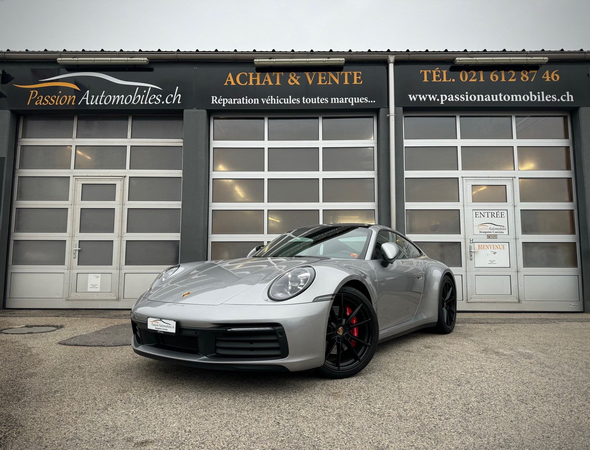 PORSCHE 911 Carrera 4S PDK - Véhicule Suisse (CH)-image-15