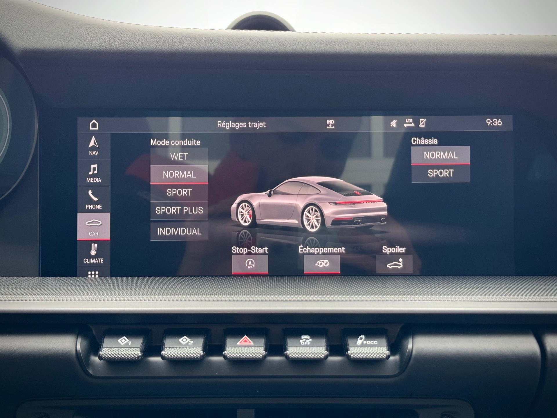 PORSCHE 911 Carrera 4S PDK - Véhicule Suisse (CH)-image-9
