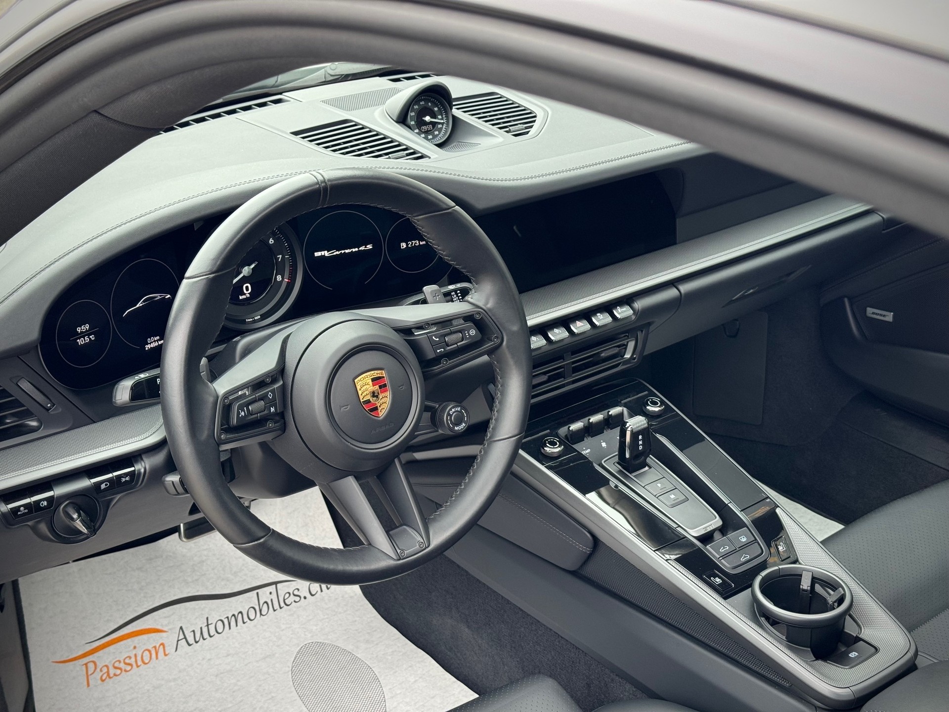 PORSCHE 911 Carrera 4S PDK - Véhicule Suisse (CH)-image-5