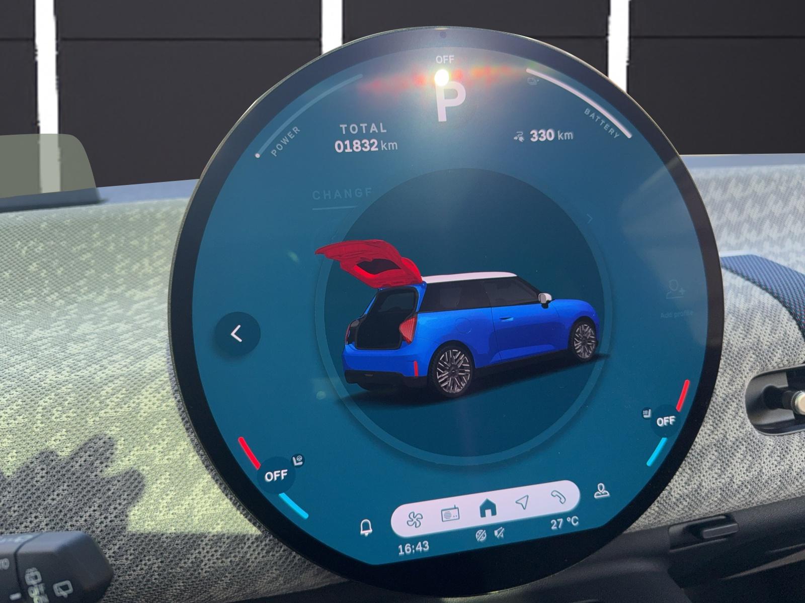 MINI J01 Cooper SE-image-16