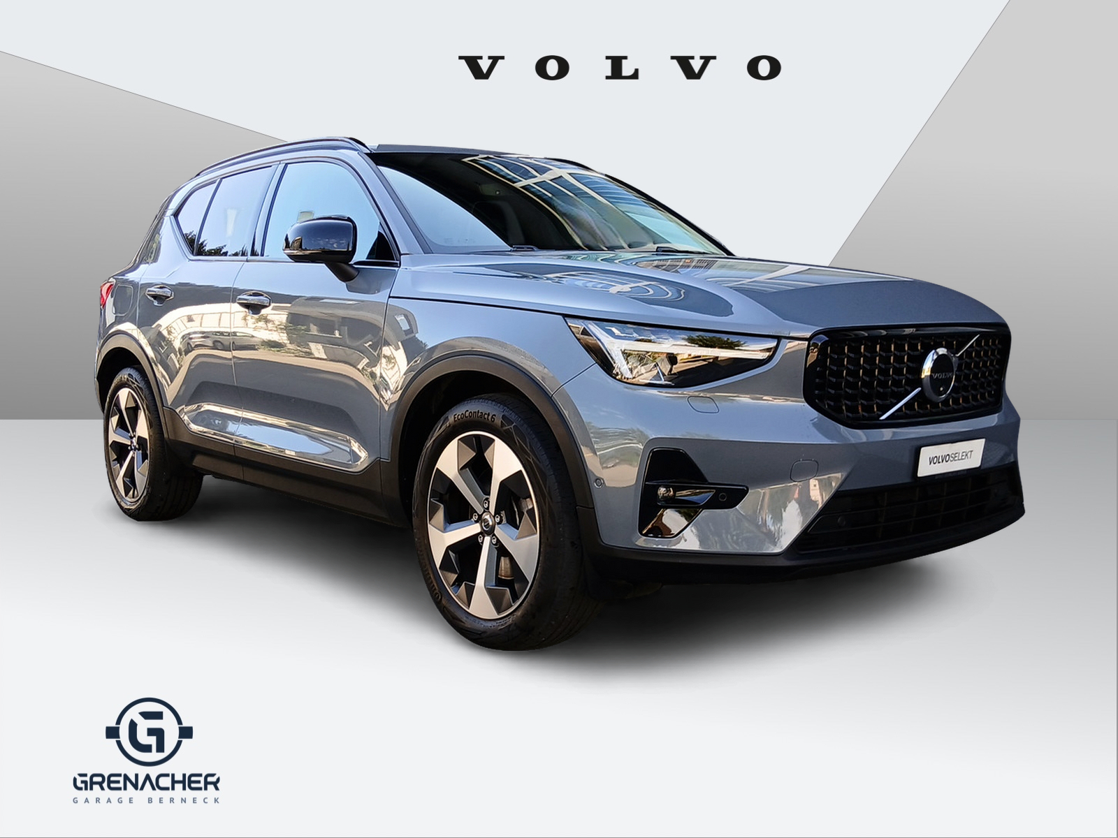 VOLVO XC40 2.0 B4 MH Ultimate Dark AWD-image-4