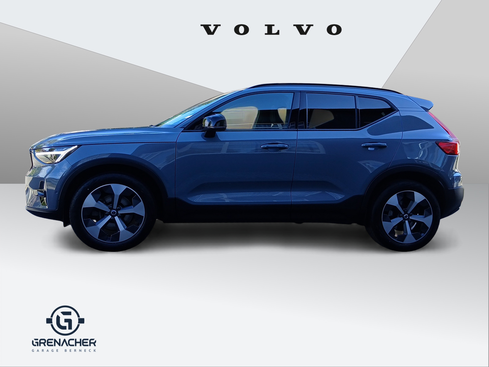 VOLVO XC40 2.0 B4 MH Ultimate Dark AWD-image-2