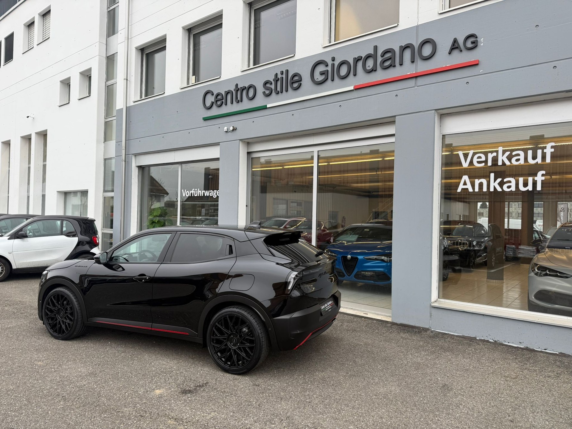 ALFA ROMEO Junior 1.2 Hybrid Speciale Pack Sport&Pack Tech-image-2