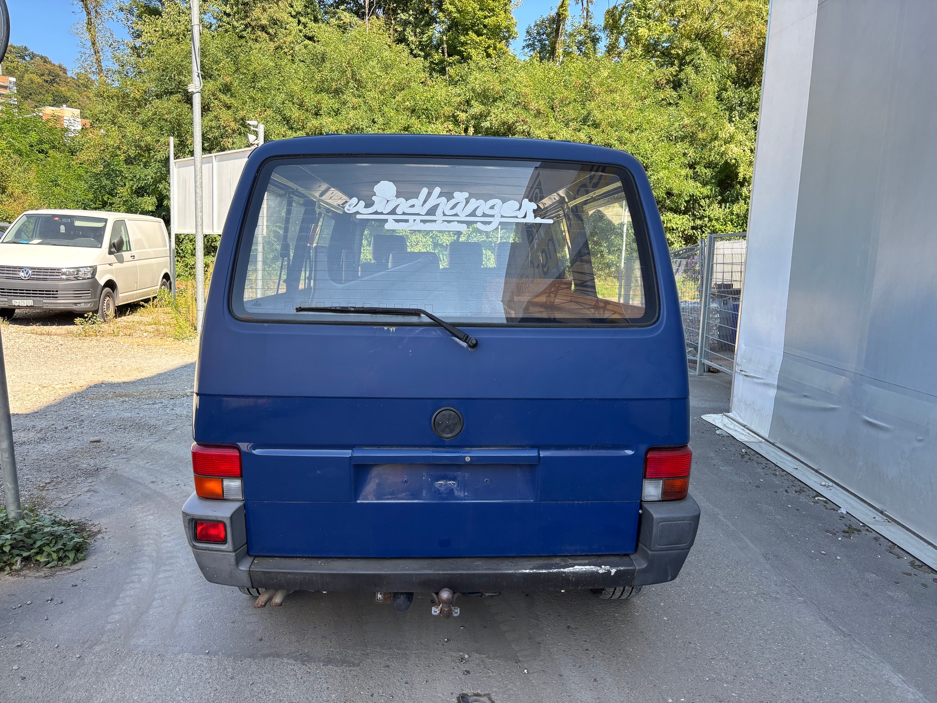 VW Bus verglasst mit 11 sitzen-image-5