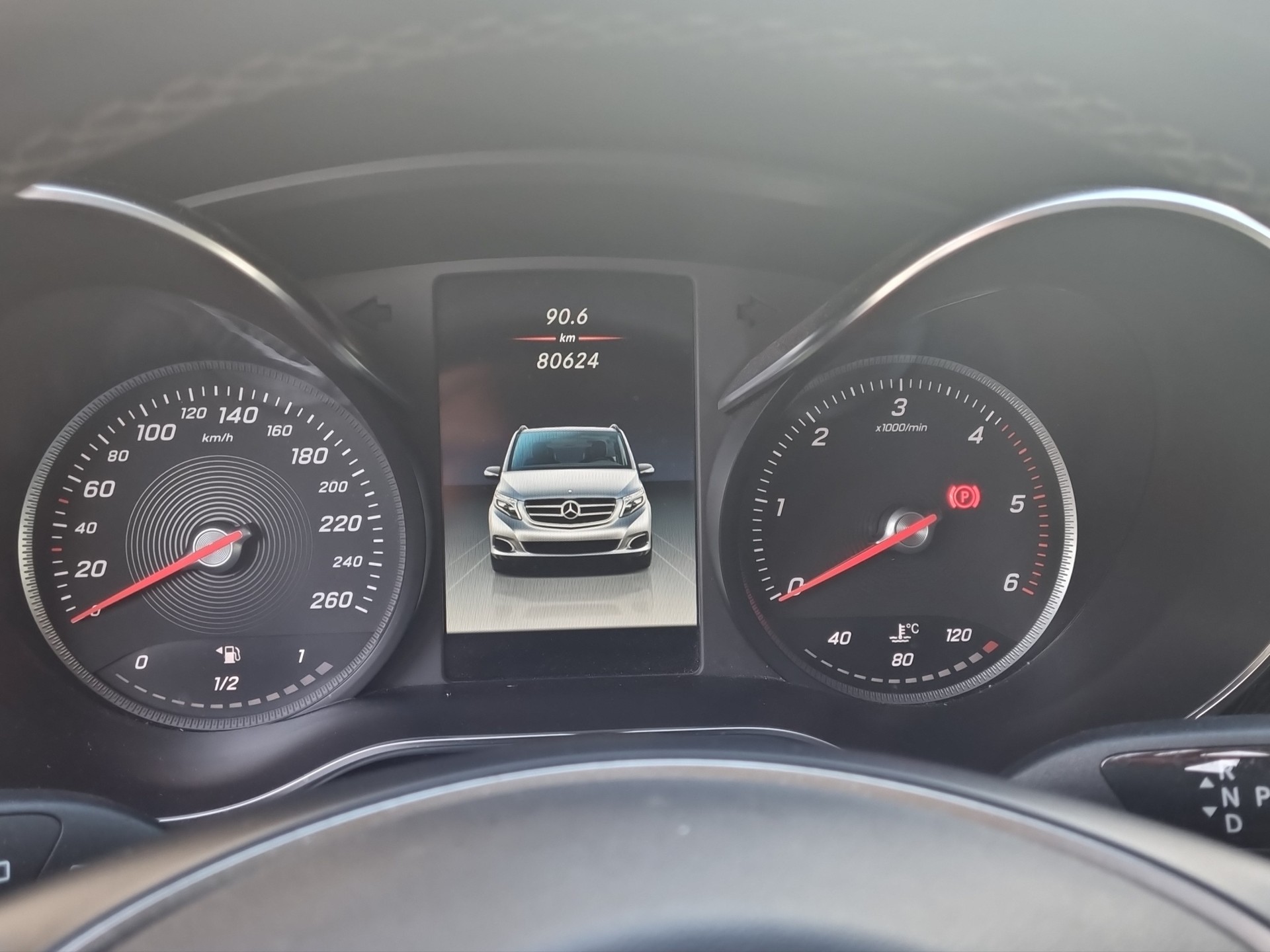 MERCEDES-BENZ V 250 d Trend lang 4Matic 7G-Tronic-image-10
