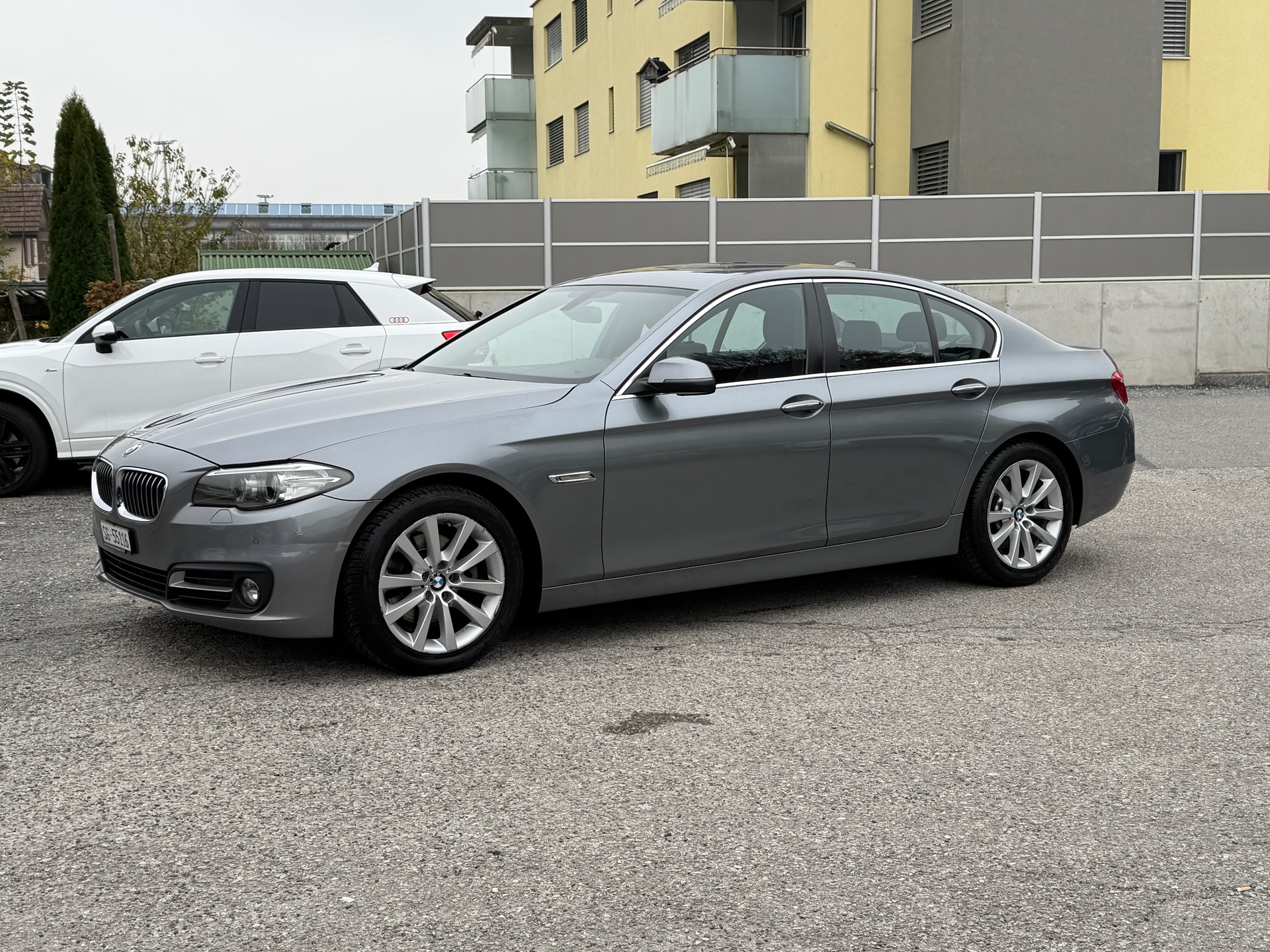 BMW 520d xDrive Steptronic-image-4