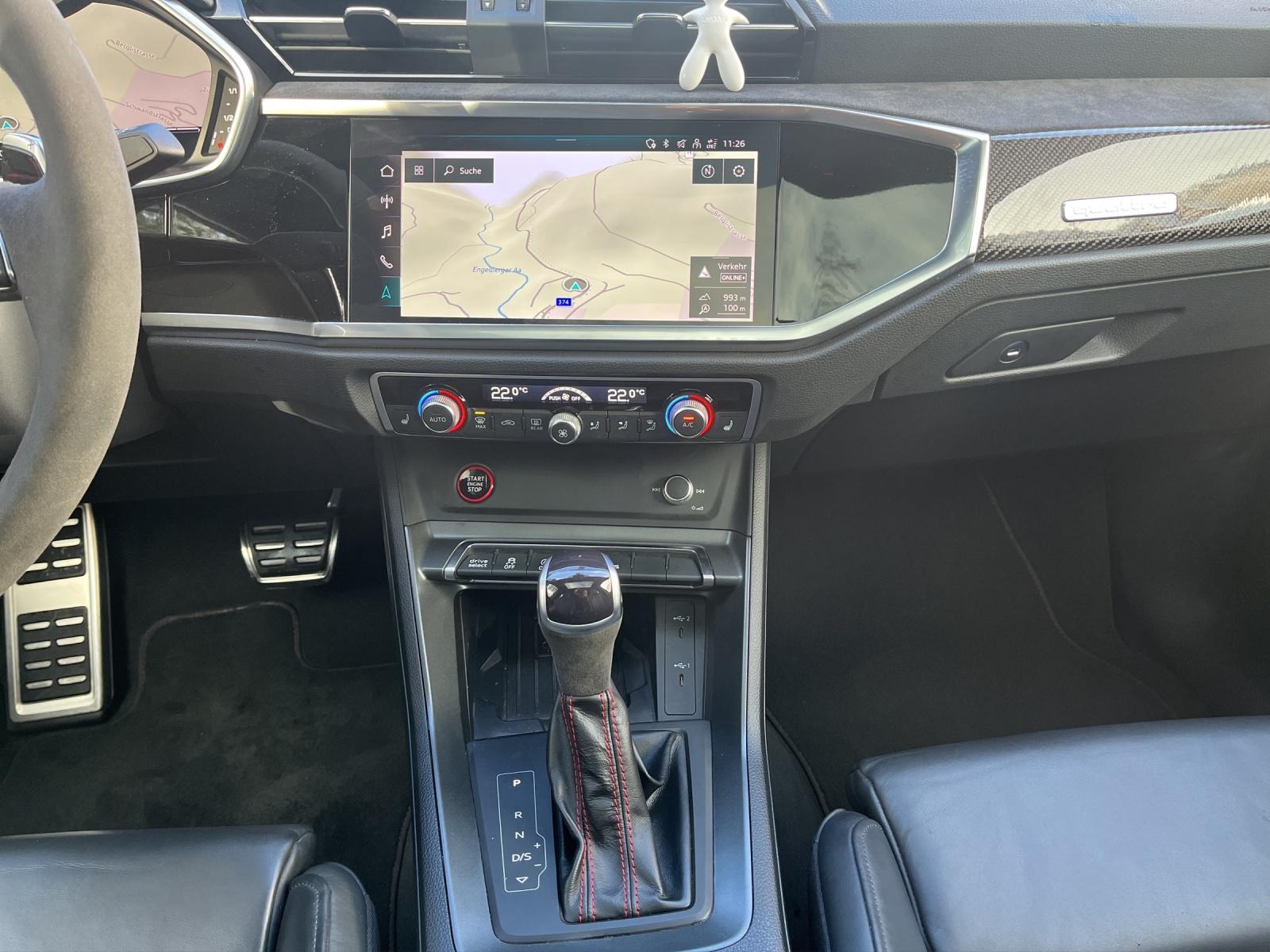 AUDI RS Q3 Sportback 2.5 TFSI quattro S-Tronic-image-10