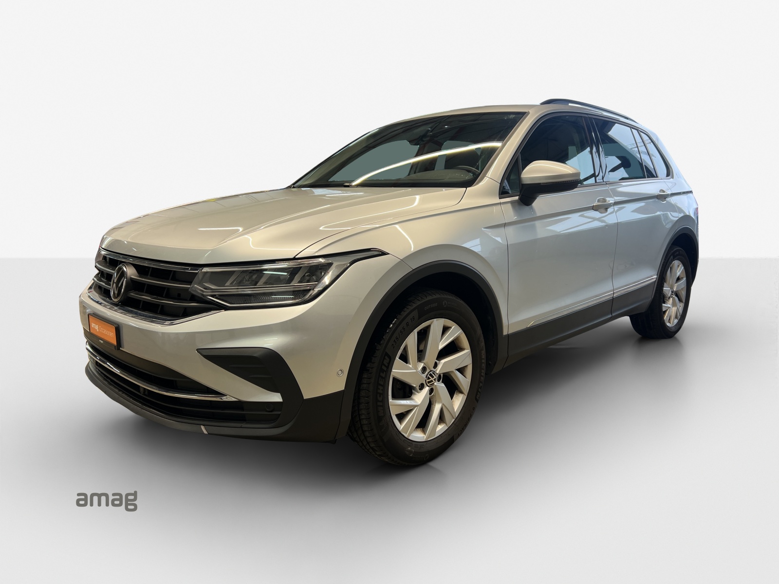 VW Tiguan 2.0TSI Life 4Motion DSG-image-0