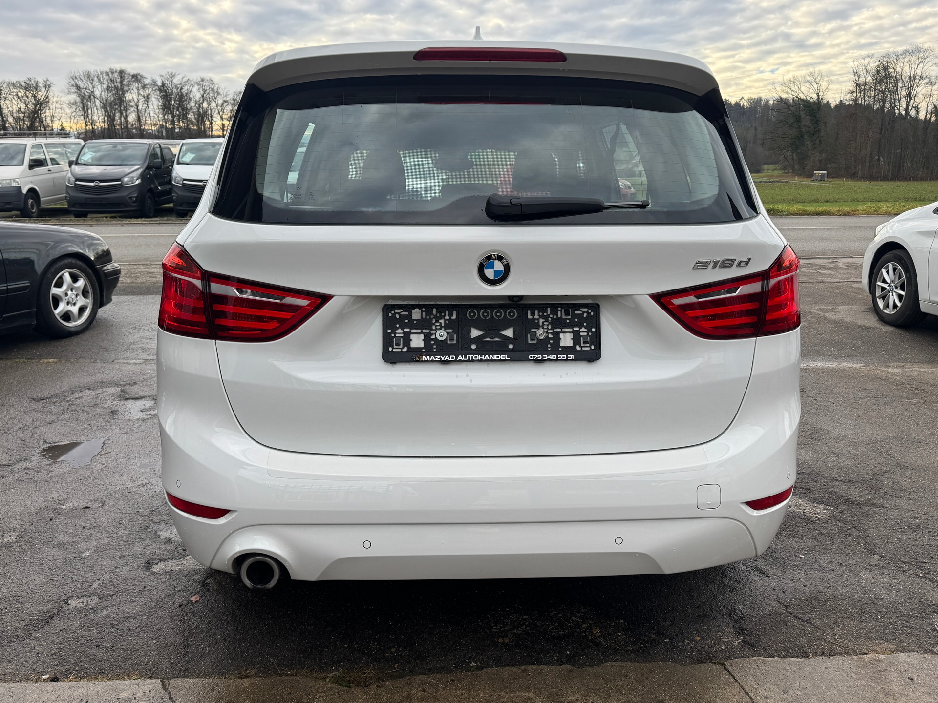 BMW 218d Gran Tourer Spor Line Steptronic-image-3